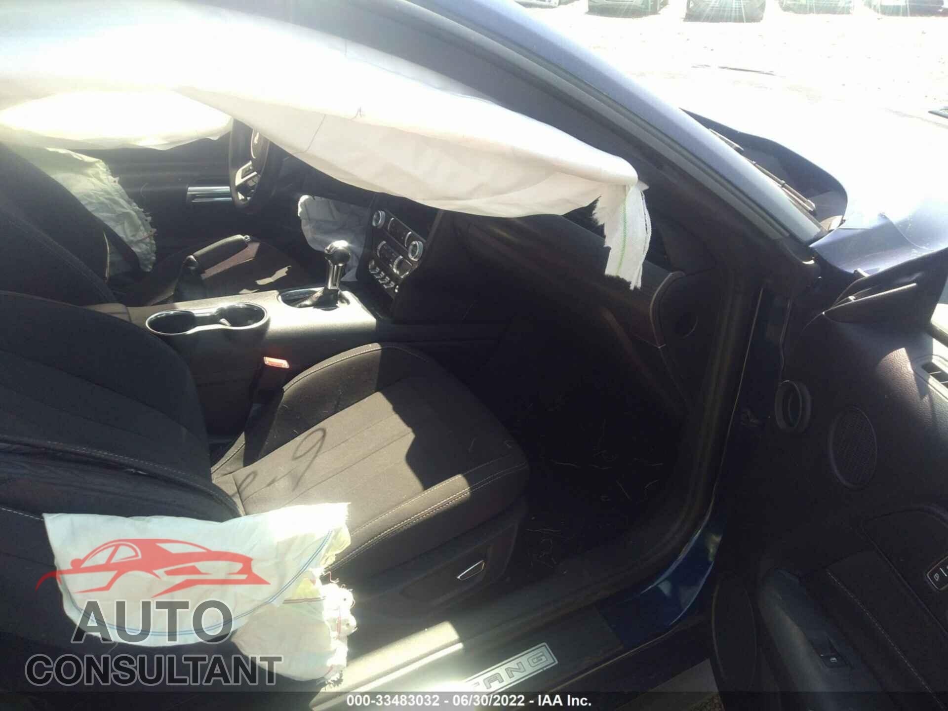 FORD MUSTANG 2019 - 1FA6P8CF5K5111417