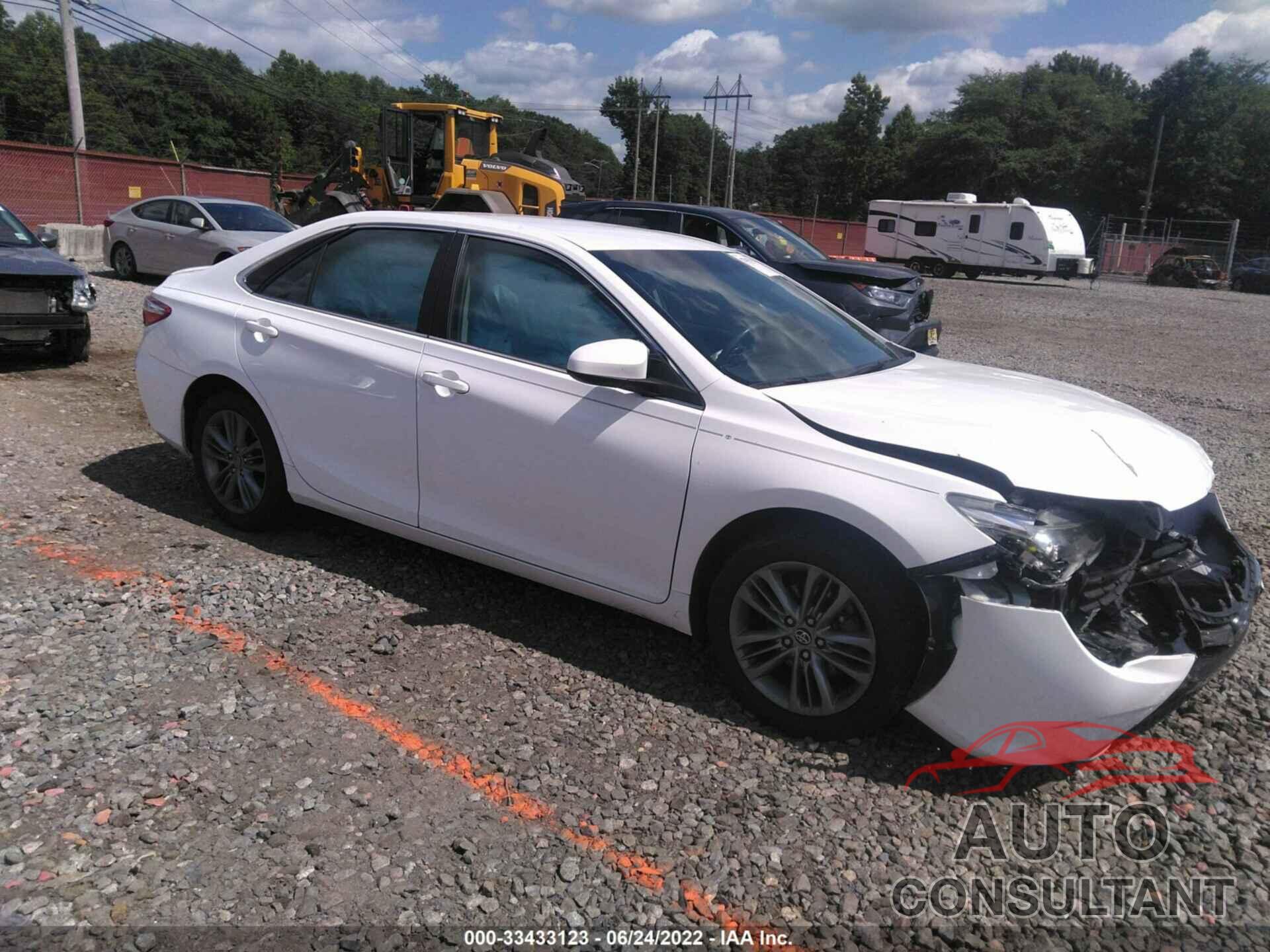 TOYOTA CAMRY 2016 - 4T1BF1FK1GU240033