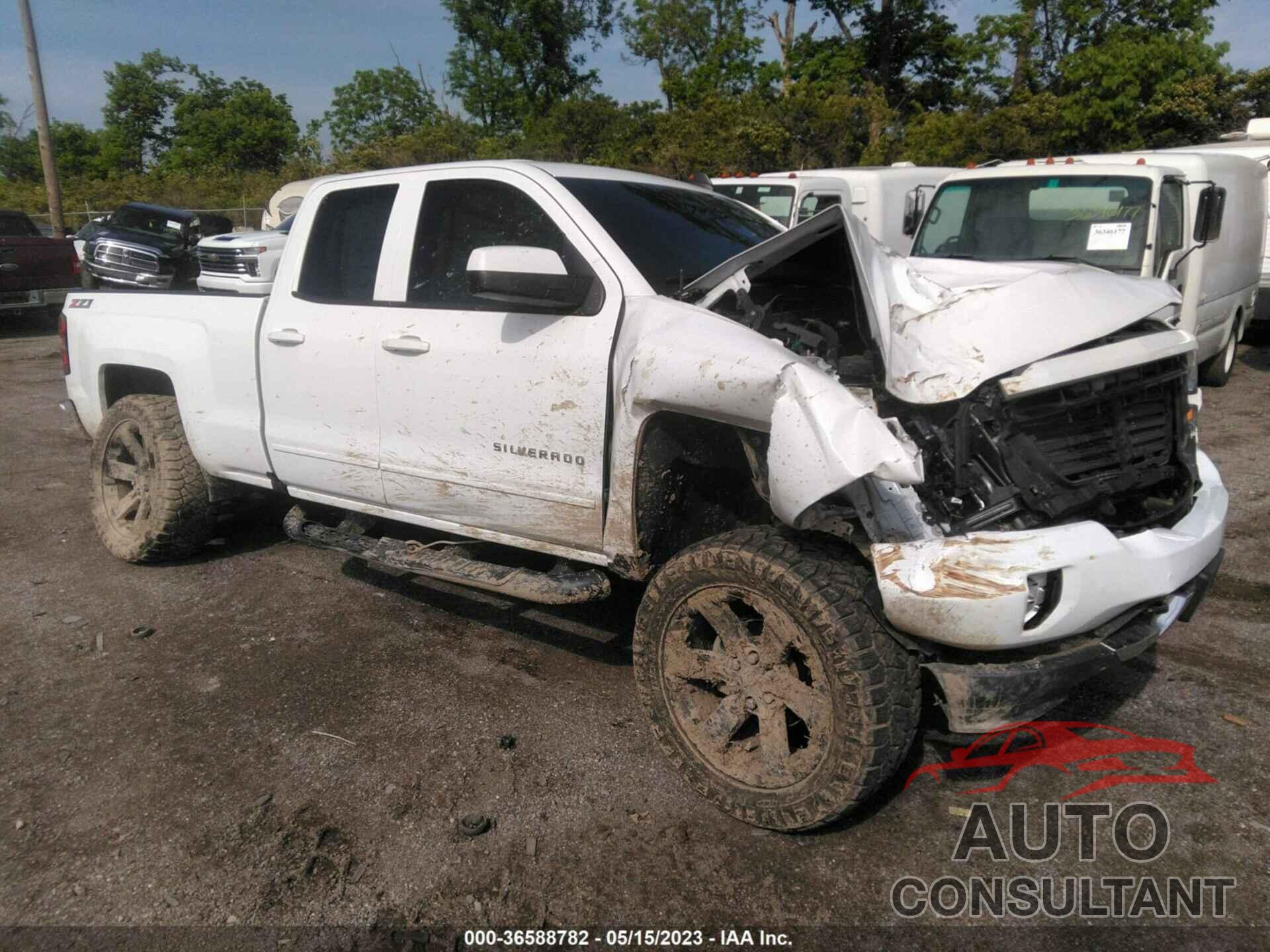 CHEVROLET SILVERADO 1500 2017 - 1GCVKREC1HZ184069