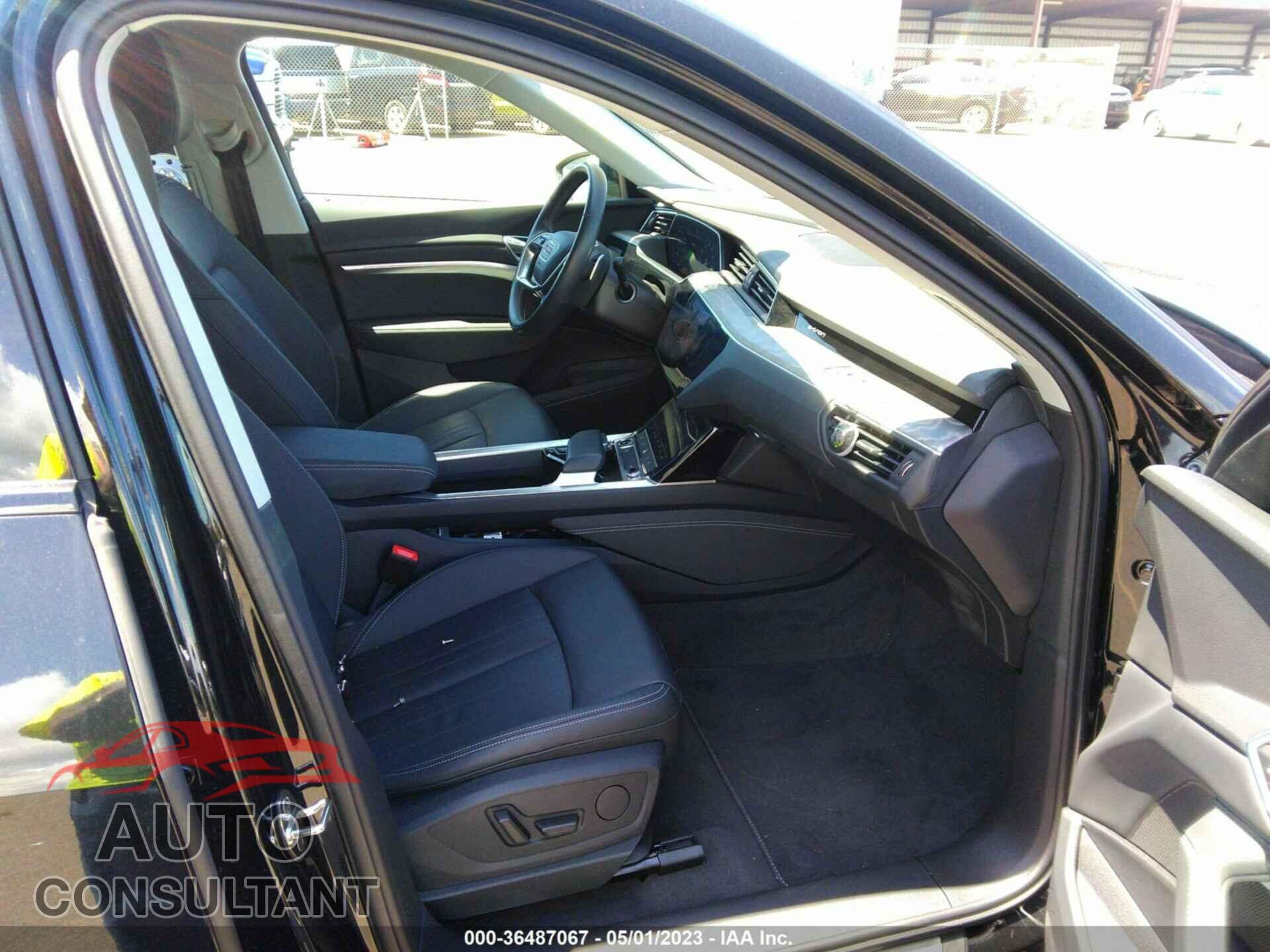 AUDI E-TRON 2021 - WA1AAAGE2MB021705