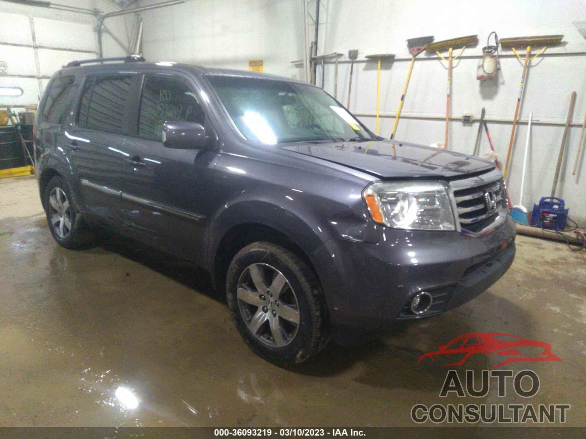 HONDA PILOT 2015 - 5FNYF4H95FB027474