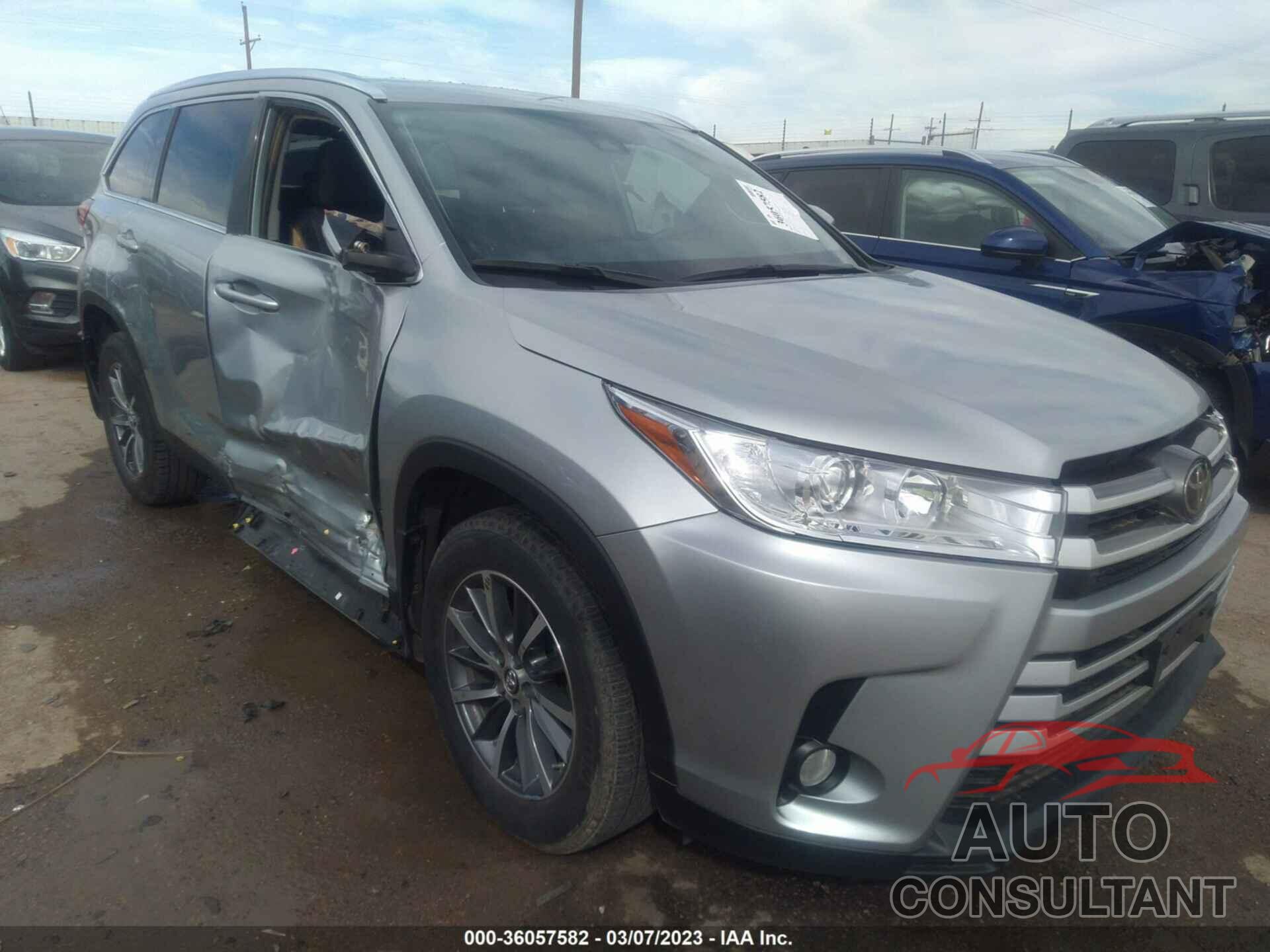 TOYOTA HIGHLANDER 2019 - 5TDJZRFHXKS576741