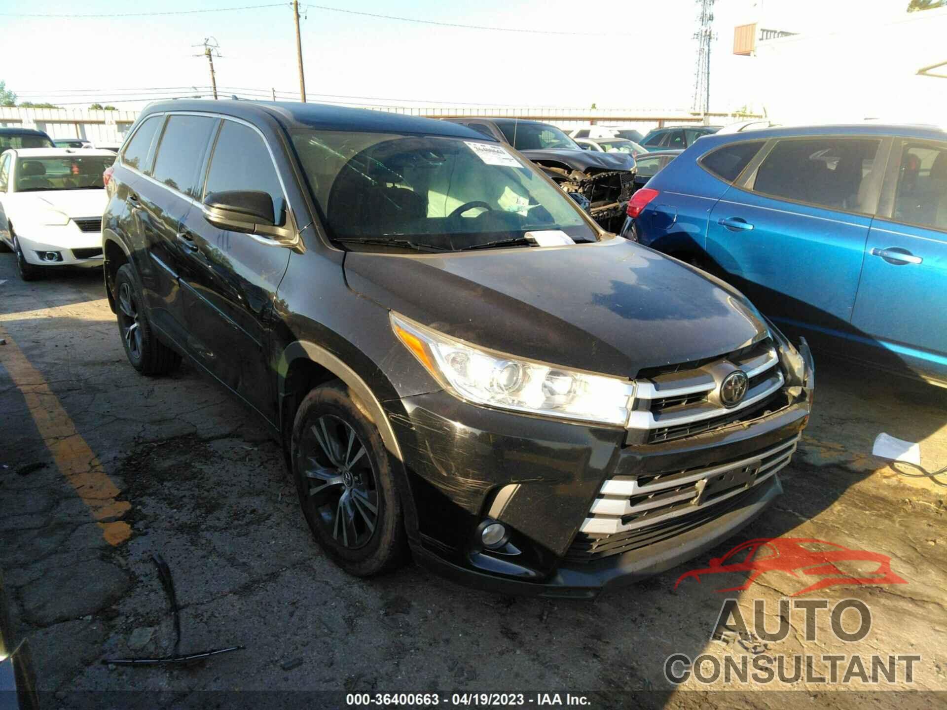TOYOTA HIGHLANDER 2018 - 5TDZZRFH1JS260811