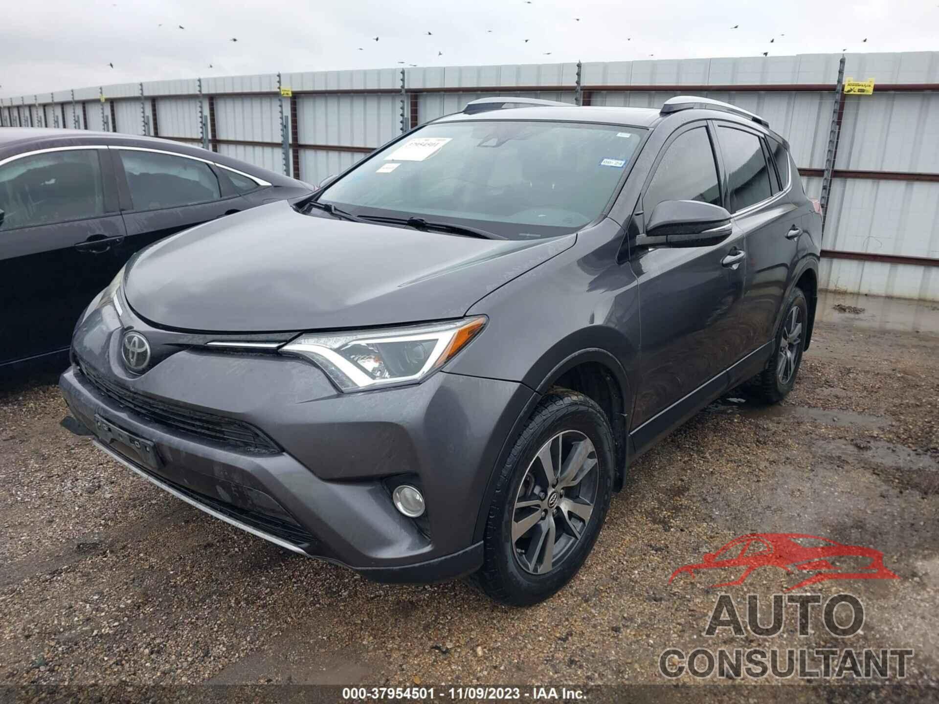 TOYOTA RAV4 2018 - JTMWFREV3JJ165361