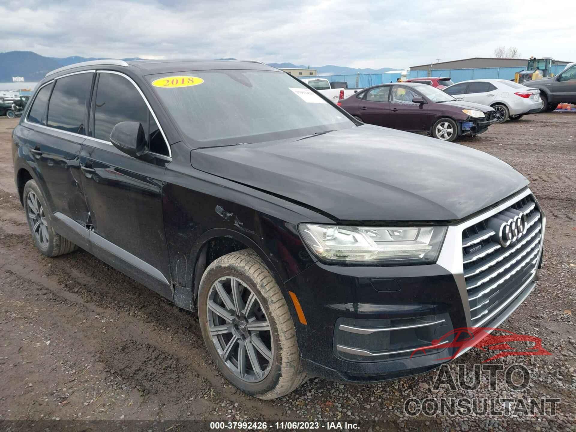 AUDI Q7 2018 - WA1LHAF7XJD016338