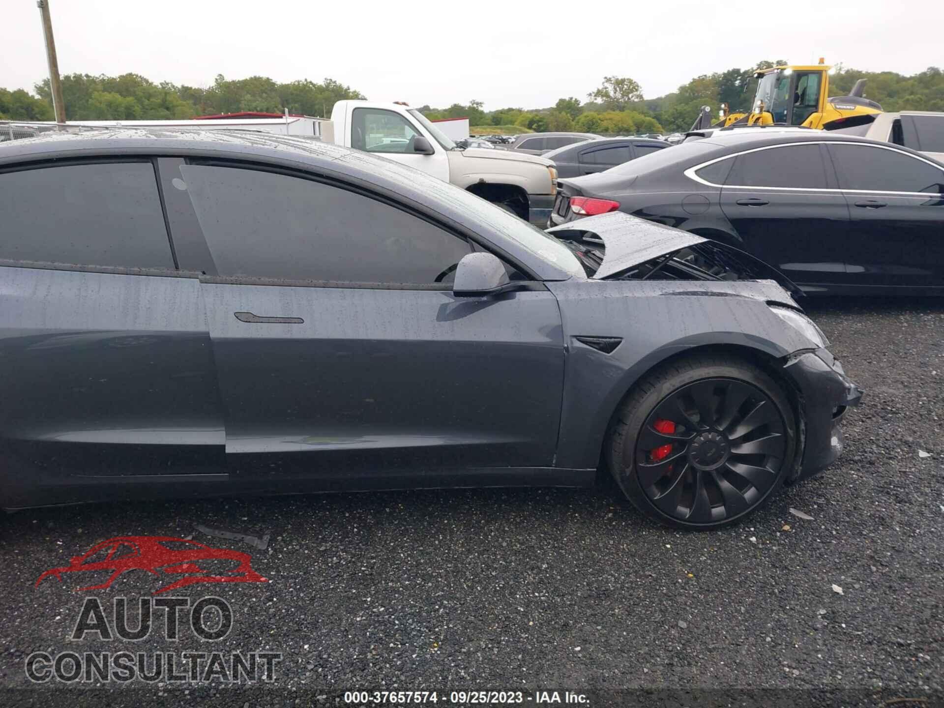 TESLA MODEL 3 2023 - 5YJ3E1EC4PF411632