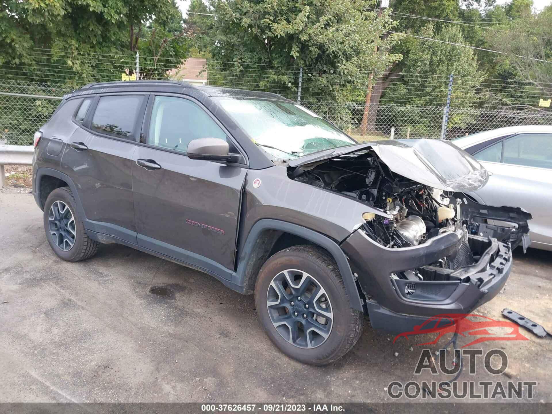 JEEP COMPASS 2019 - 3C4NJDDB8KT651694