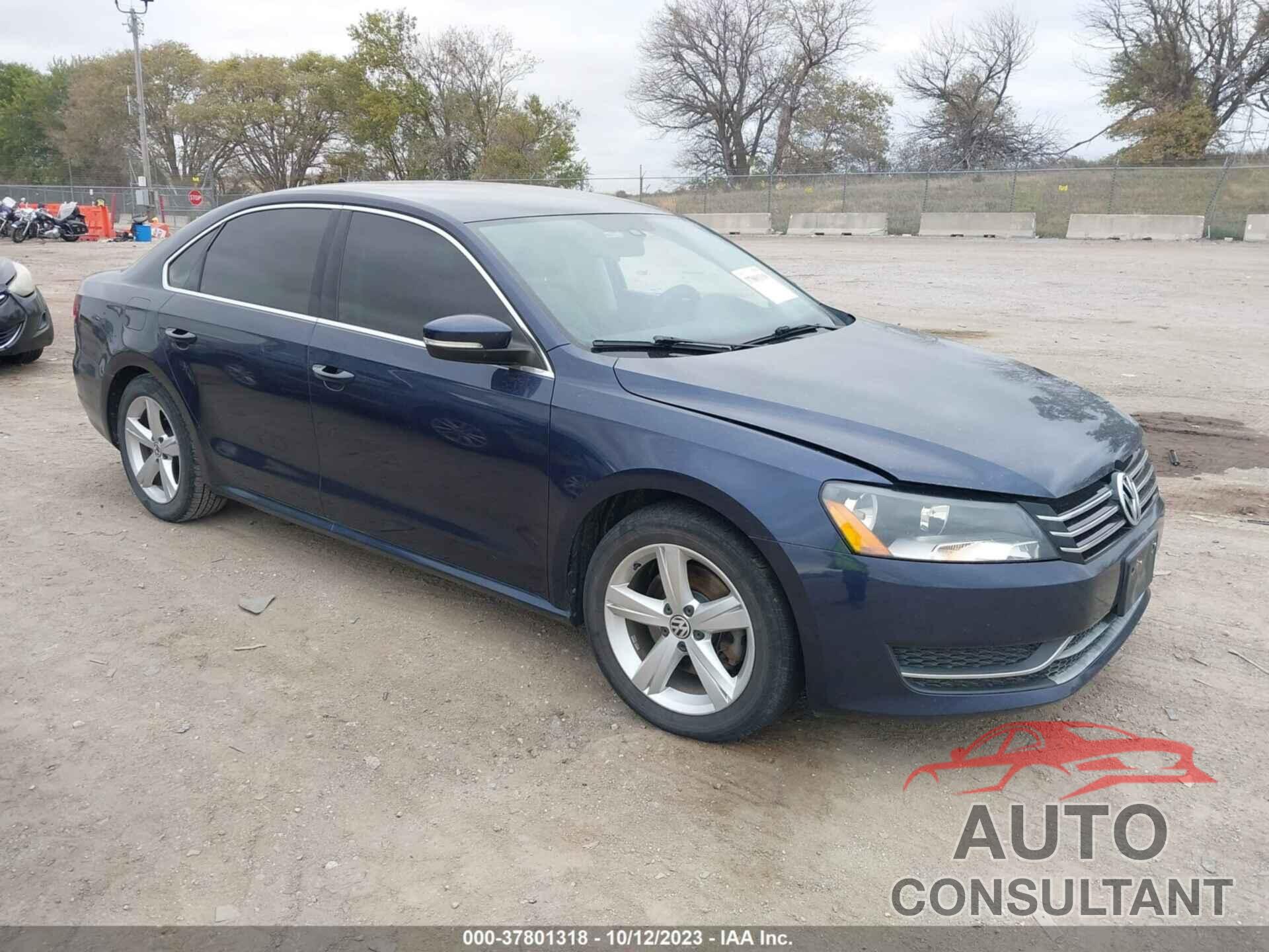 VOLKSWAGEN PASSAT 2015 - 1VWBT7A32FC025312