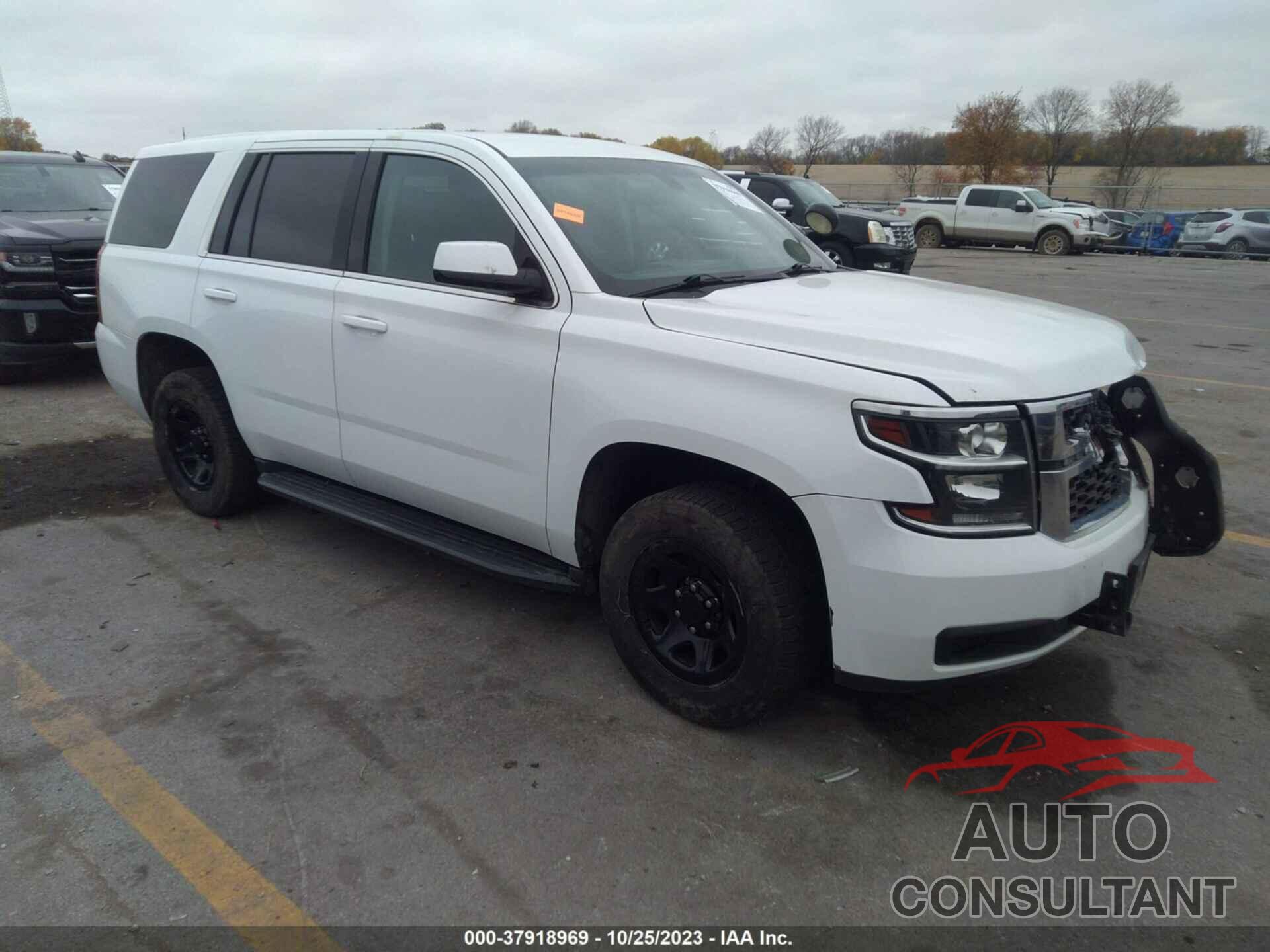 CHEVROLET TAHOE 2018 - 1GNSKDEC8JR241922