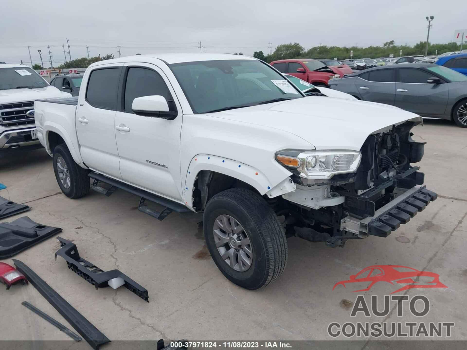 TOYOTA TACOMA 2019 - 5TFAZ5CN7KX082253