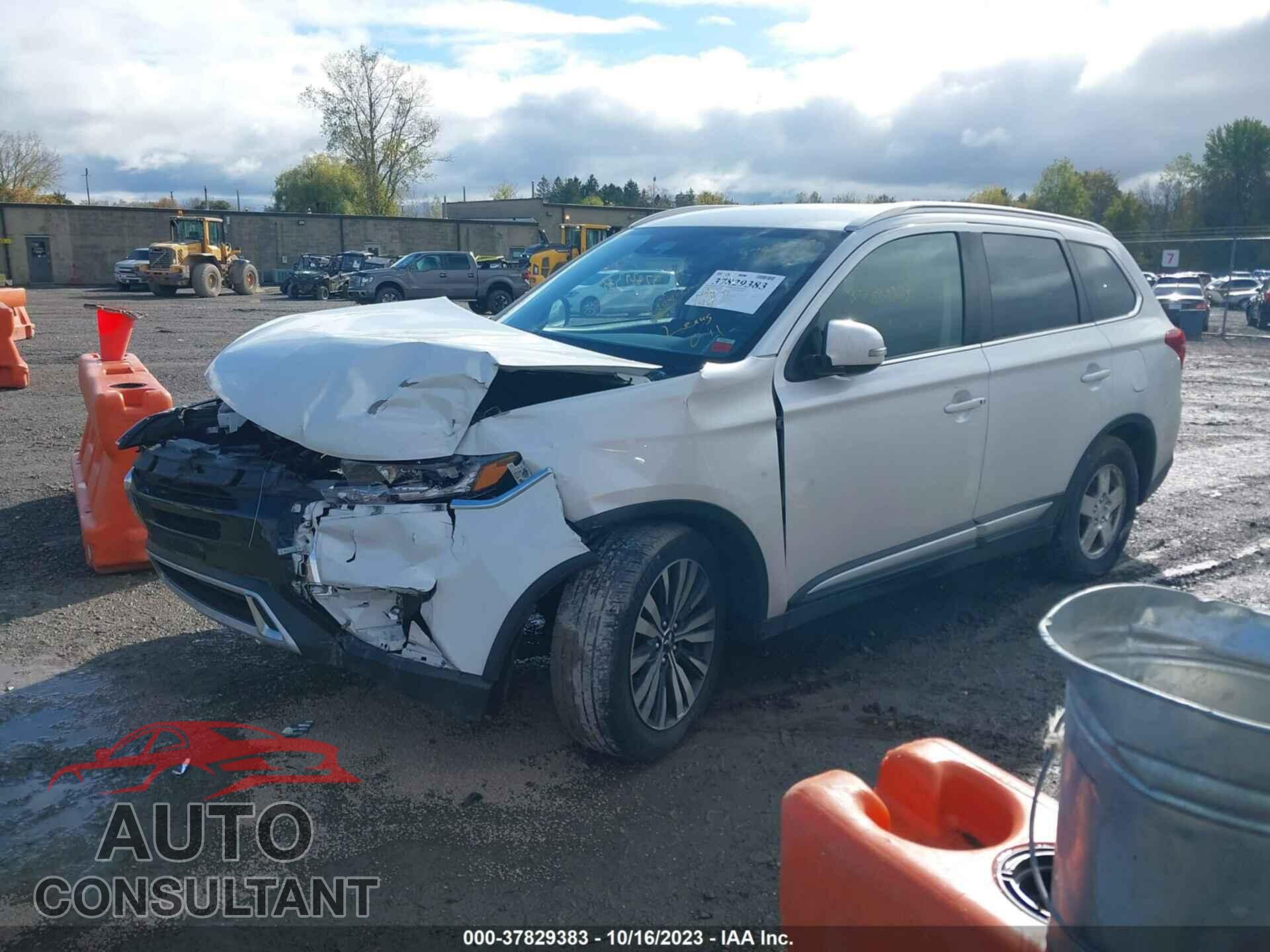 MITSUBISHI OUTLANDER 2020 - JA4AD3A36LZ033095