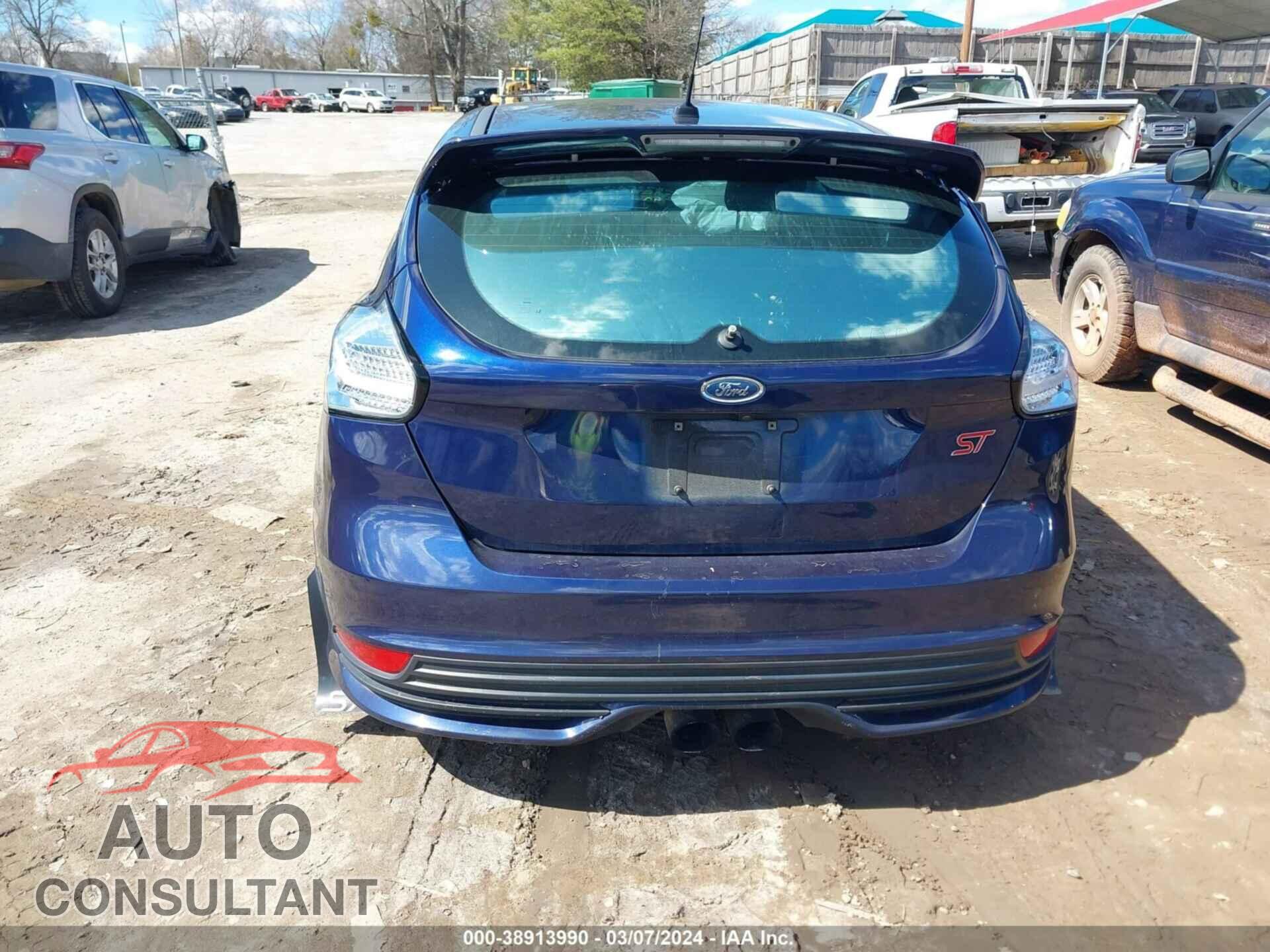 FORD FOCUS ST 2017 - 1FADP3L98HL281909