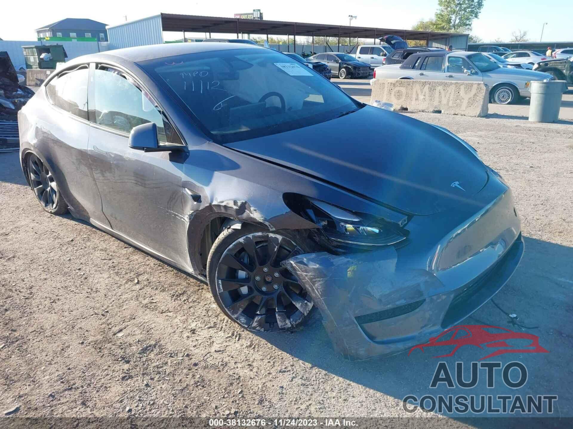 TESLA MODEL Y 2023 - 7SAYGDEE4PA160789