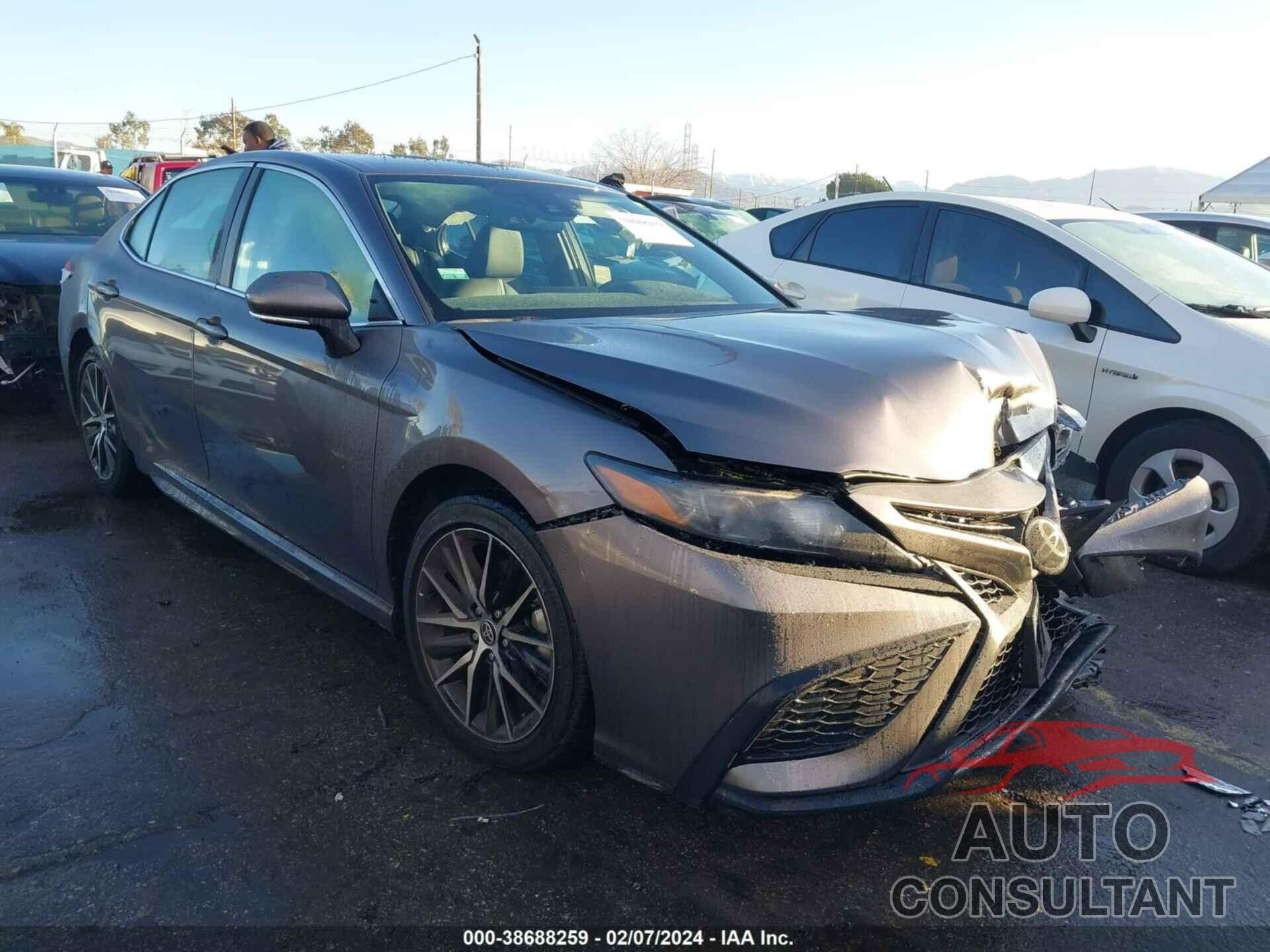 TOYOTA CAMRY 2022 - 4T1T11AKXNU676628