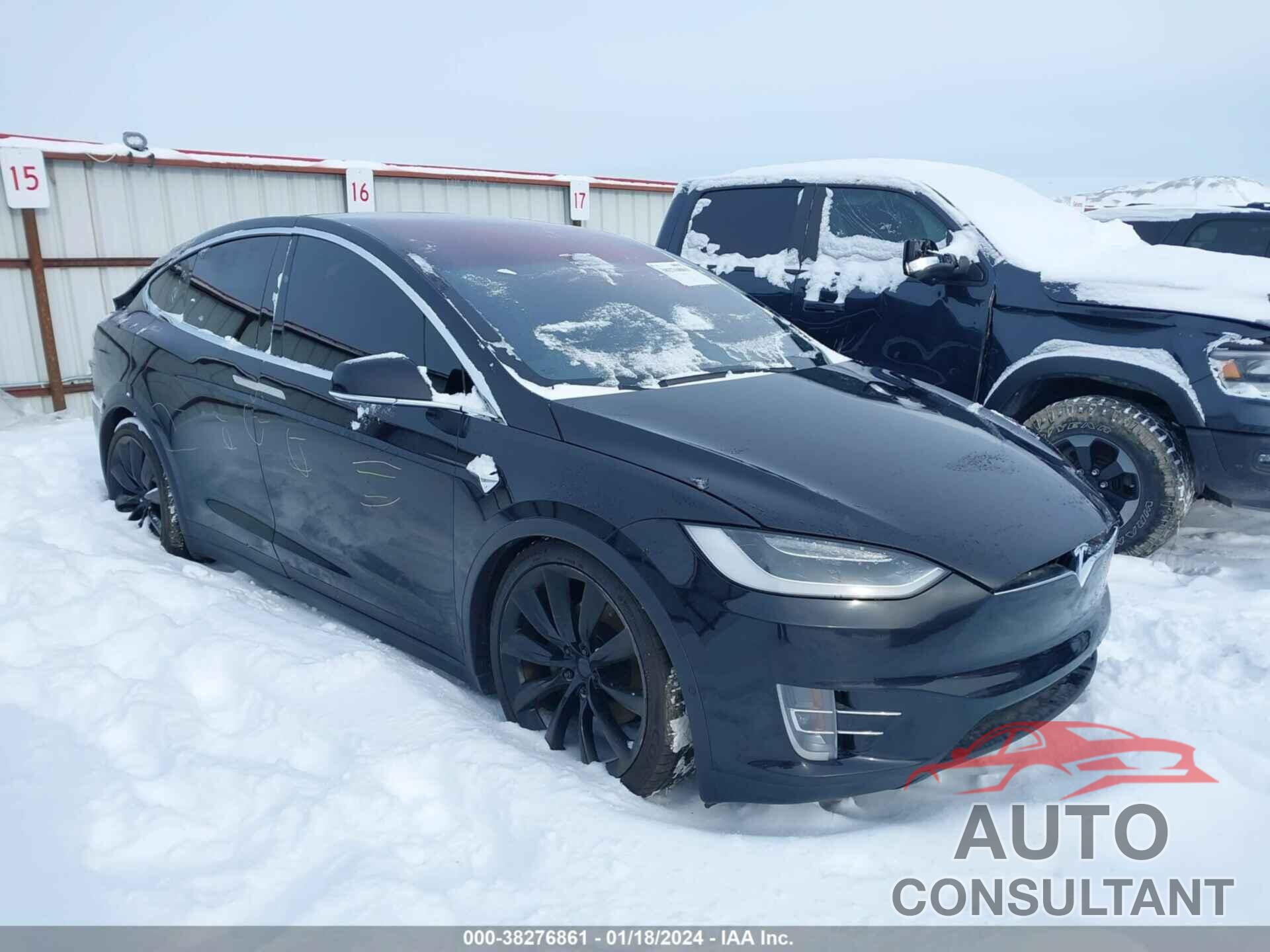 TESLA MODEL X 2016 - 5YJXCAE25GF028572