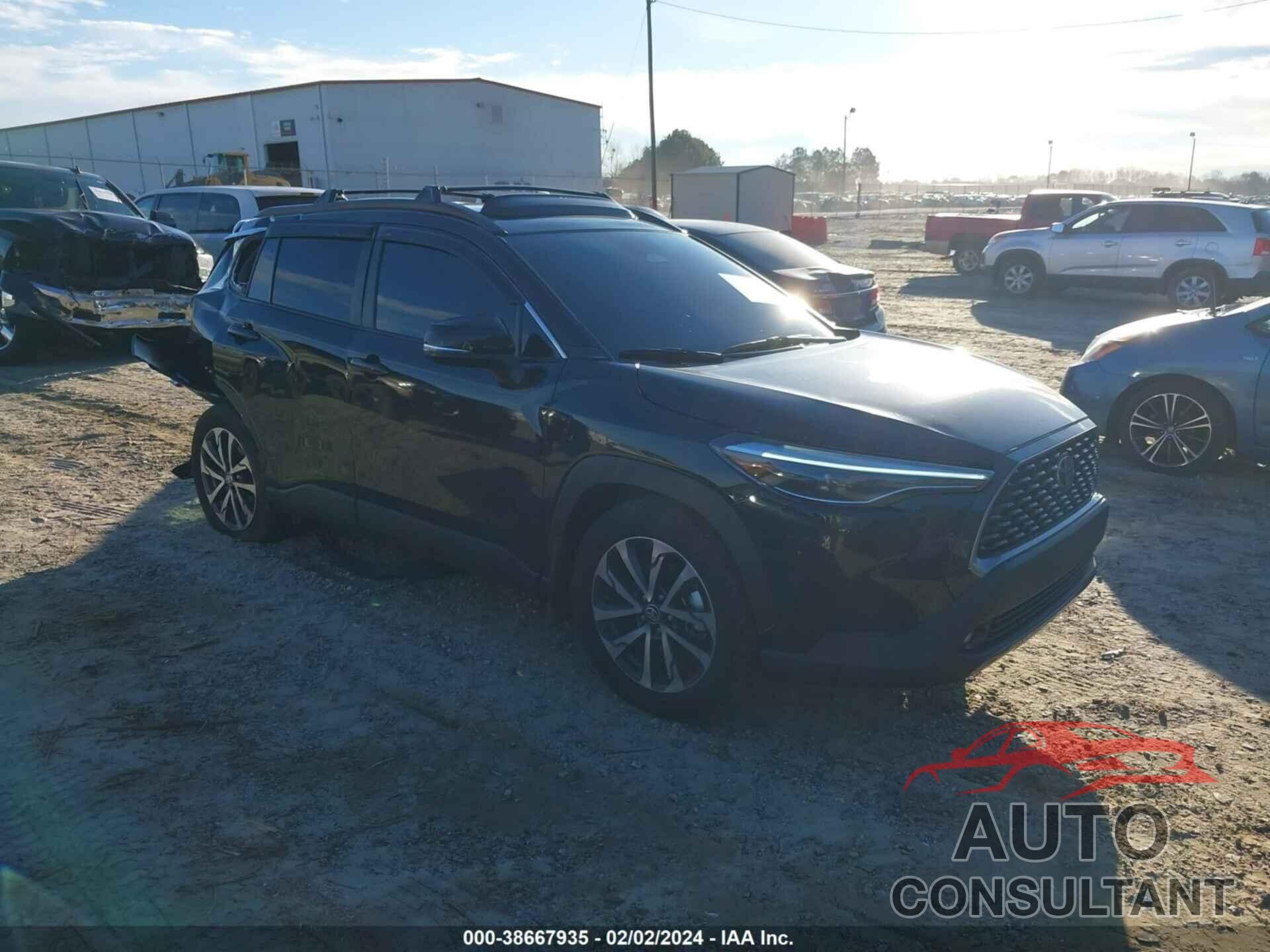 TOYOTA COROLLA CROSS 2023 - 7MUDAAAG1PV068546