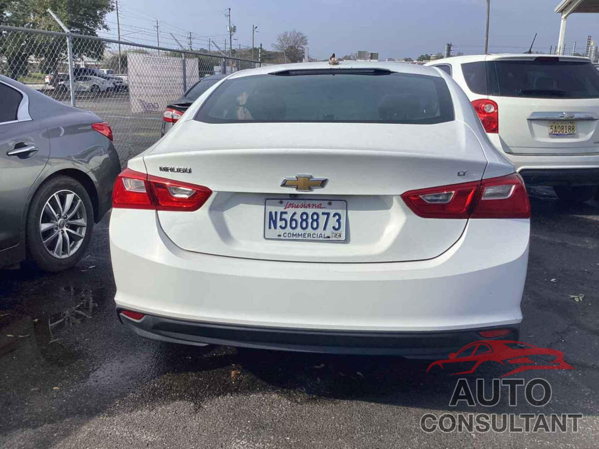 CHEVROLET MALIBU 2018 - 1G1ZD5ST6JF106850