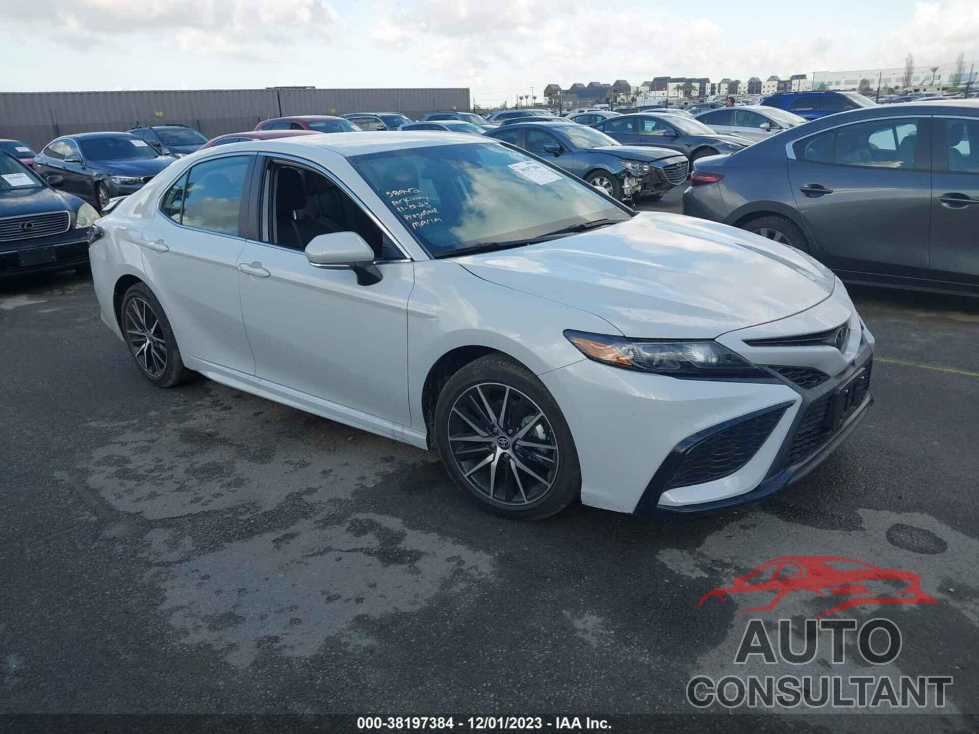 TOYOTA CAMRY 2023 - 4T1G11AK7PU176298