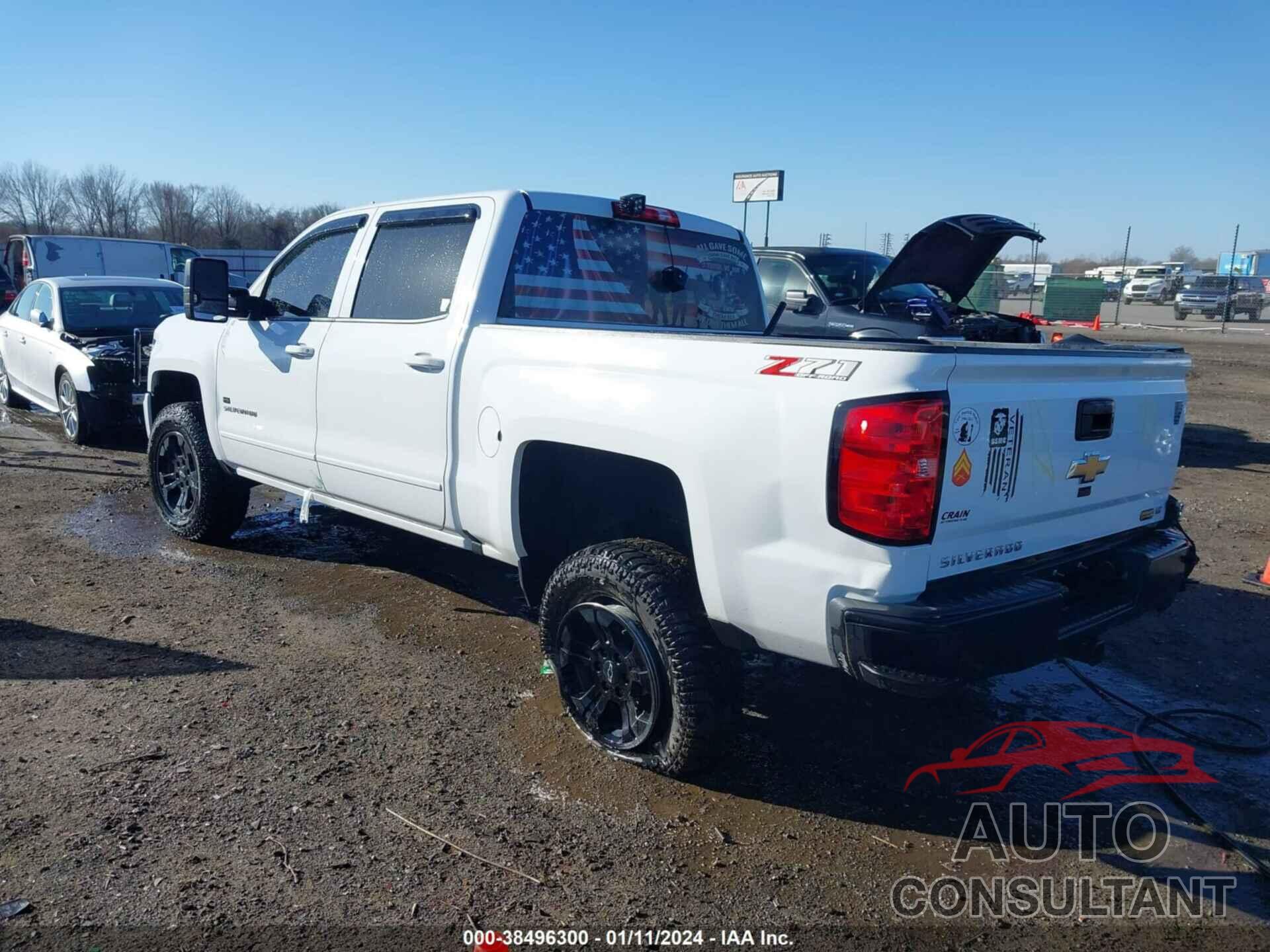 CHEVROLET SILVERADO 2018 - 3GCUKREC6JG378727