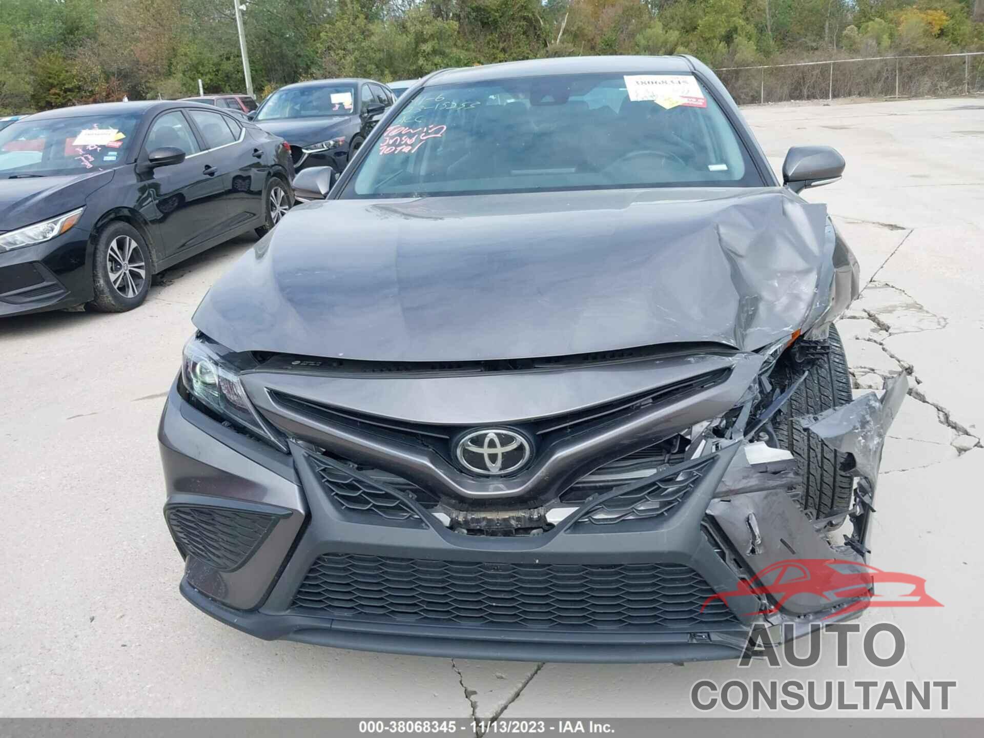 TOYOTA CAMRY 2022 - 4T1G11AK7NU003068