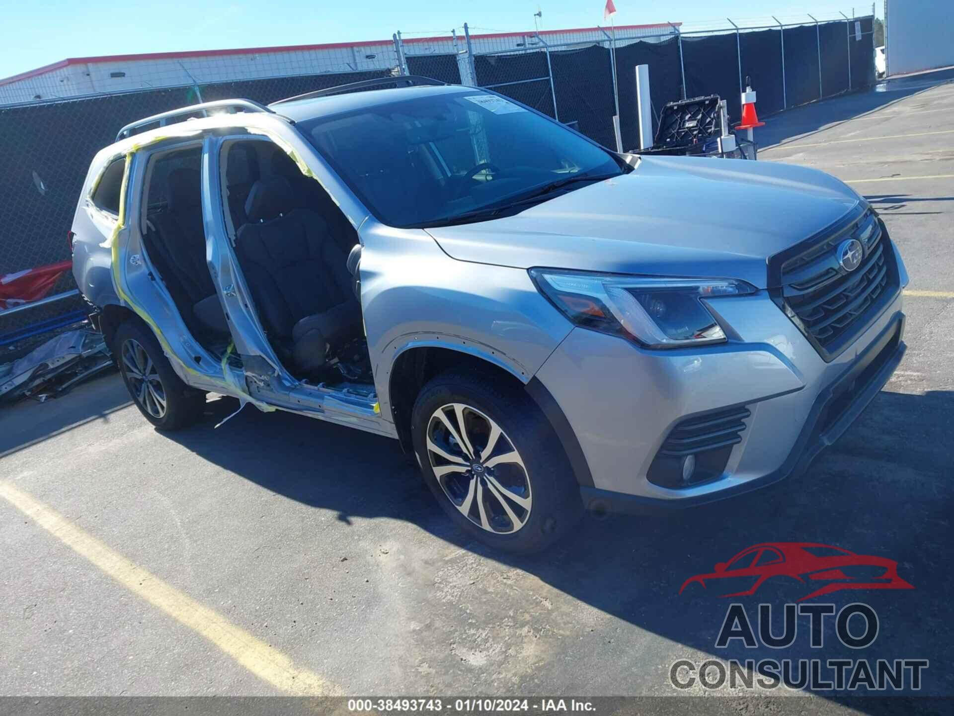 SUBARU FORESTER 2023 - JF2SKAPC1PH519158