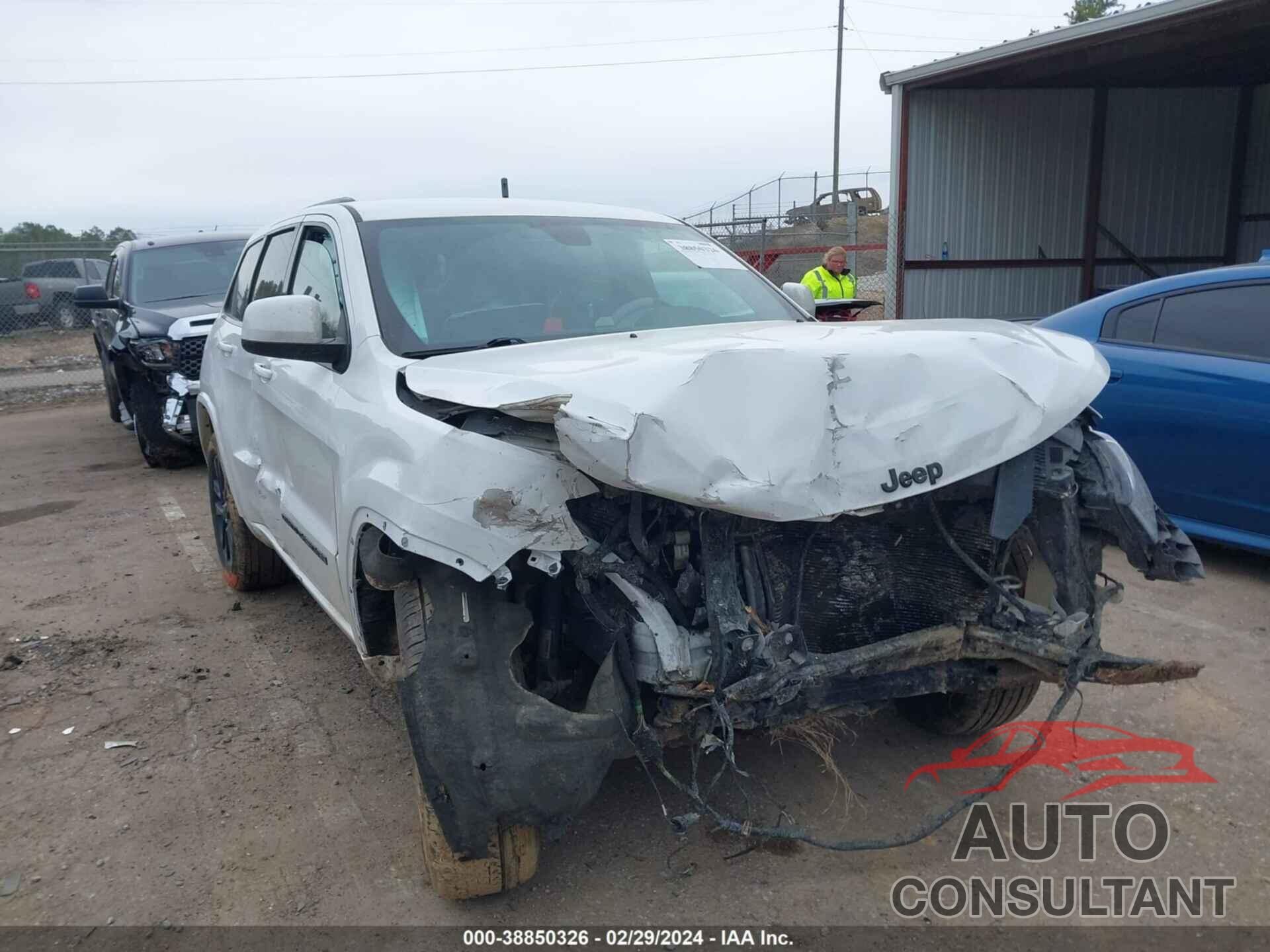 JEEP GRAND CHEROKEE 2019 - 1C4RJEAG2KC819655