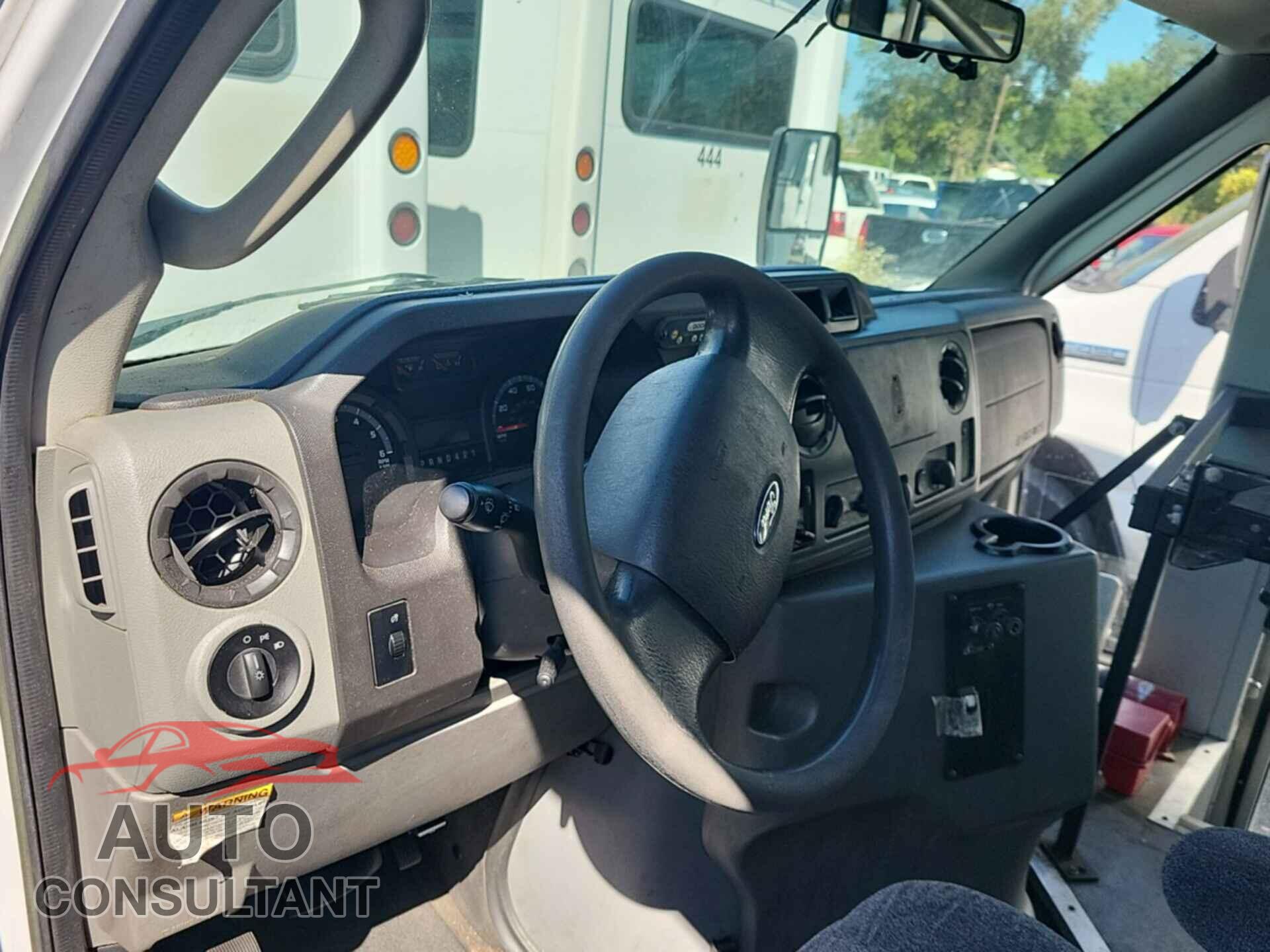 FORD E-450 CUTAWAY 2017 - 1FDFE4FS2HDC32000