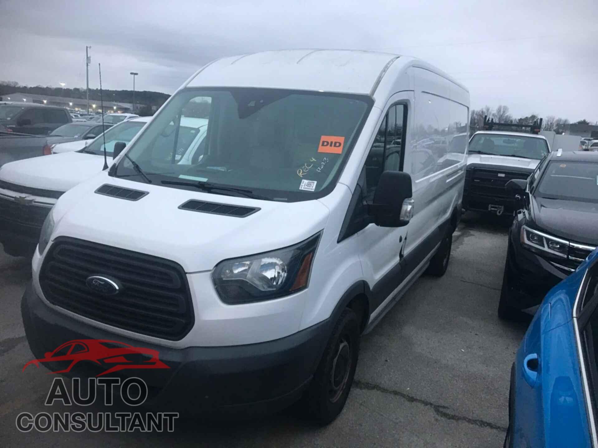 FORD TRANSIT 2017 - 1FTYR2CM4HKA15846