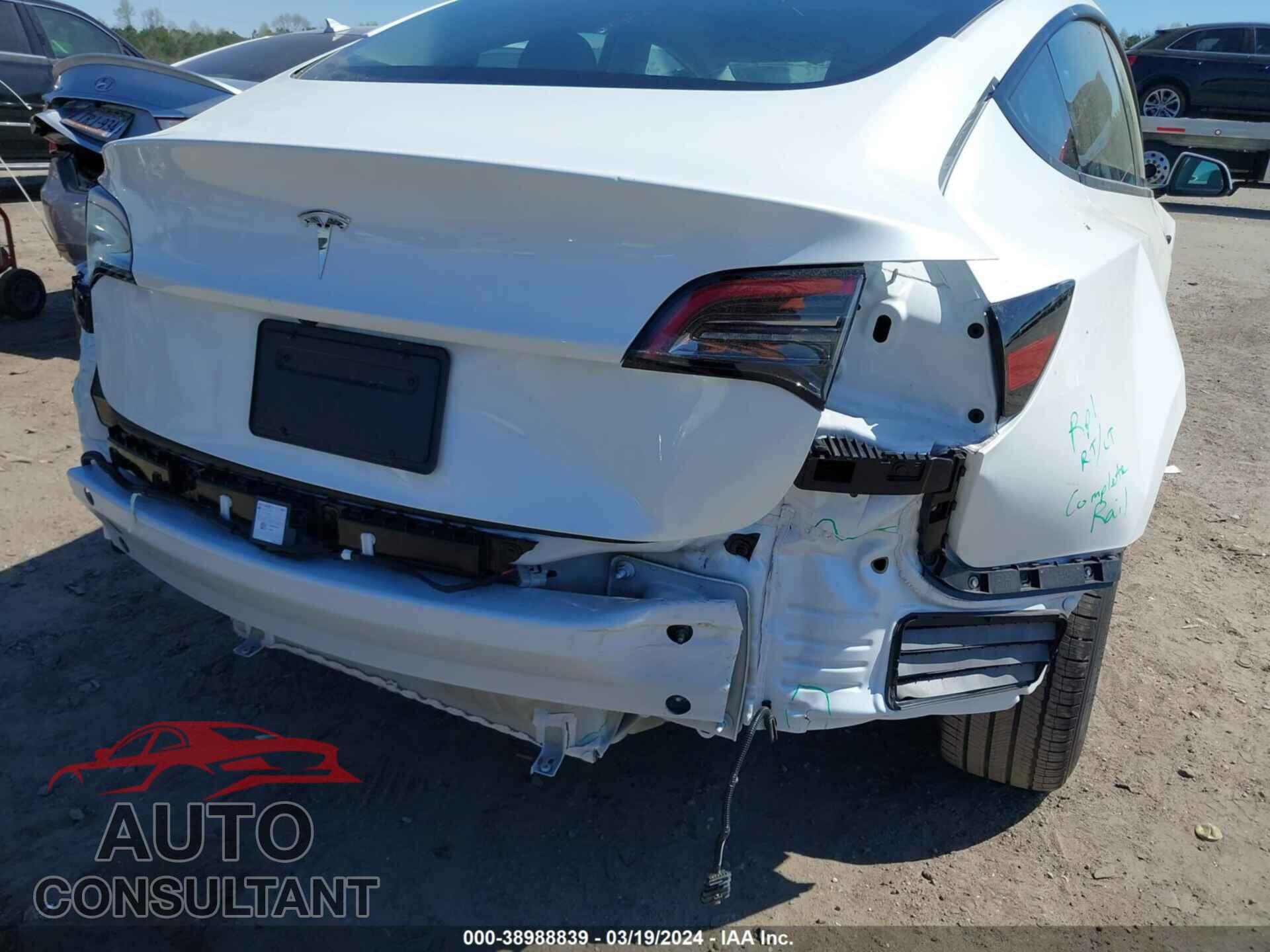 TESLA MODEL 3 2023 - 5YJ3E1EA3PF657165