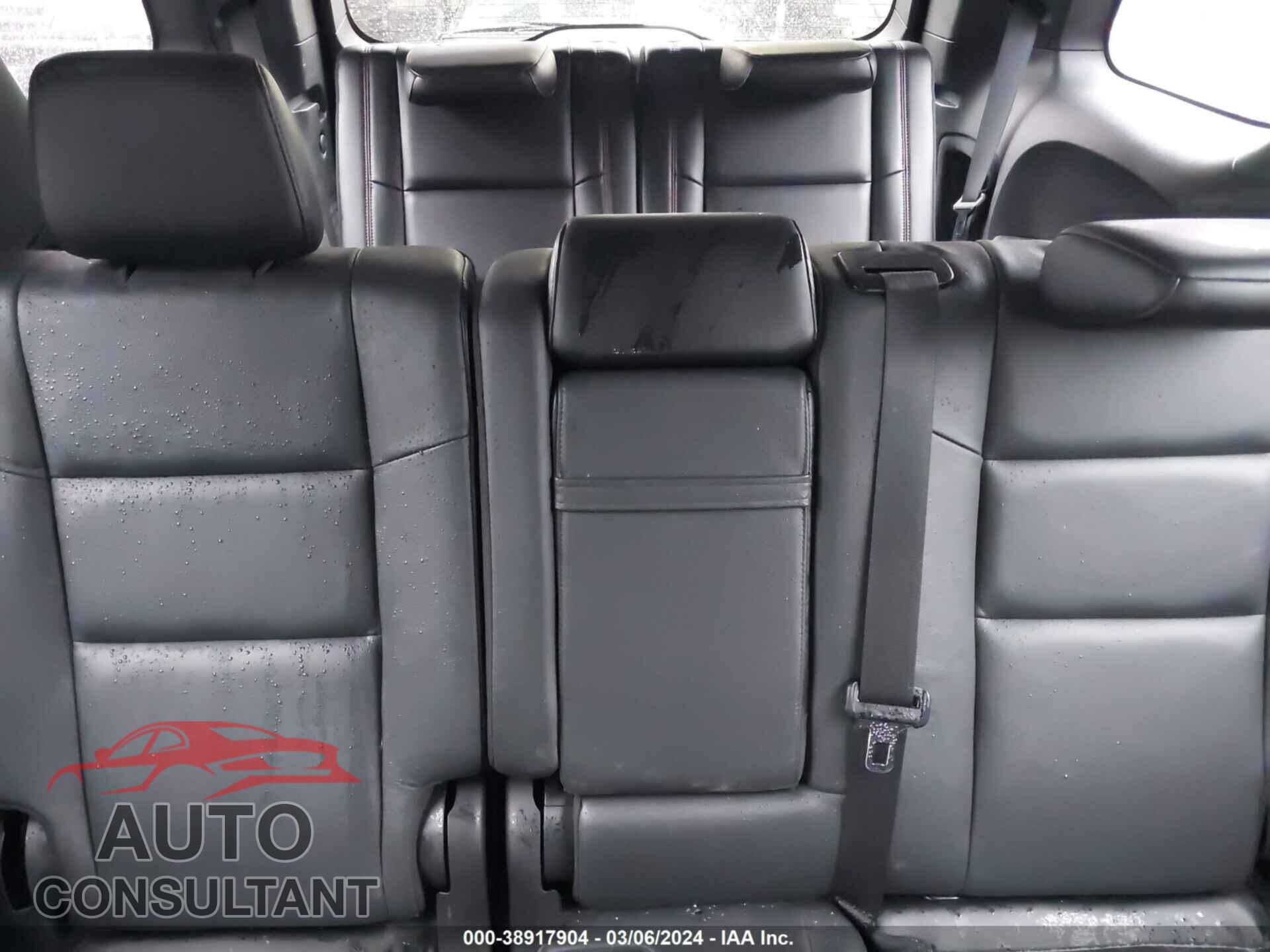DODGE DURANGO 2018 - 1C4RDJDG1JC248752