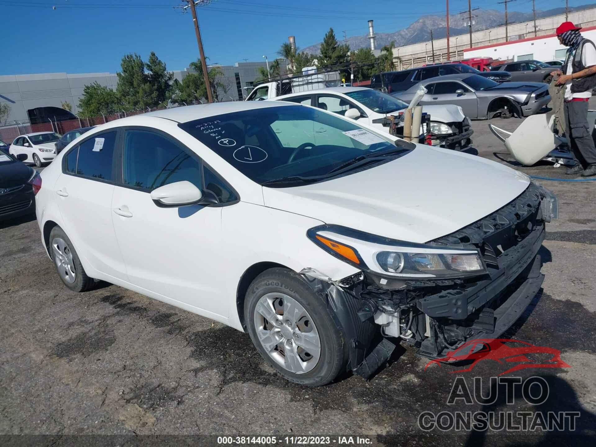 KIA FORTE 2017 - 3KPFK4A72HE051462