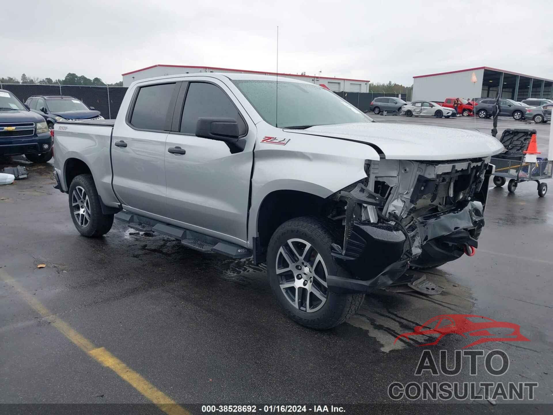 CHEVROLET SILVERADO 1500 2020 - 1GCPYCEF1LZ258145