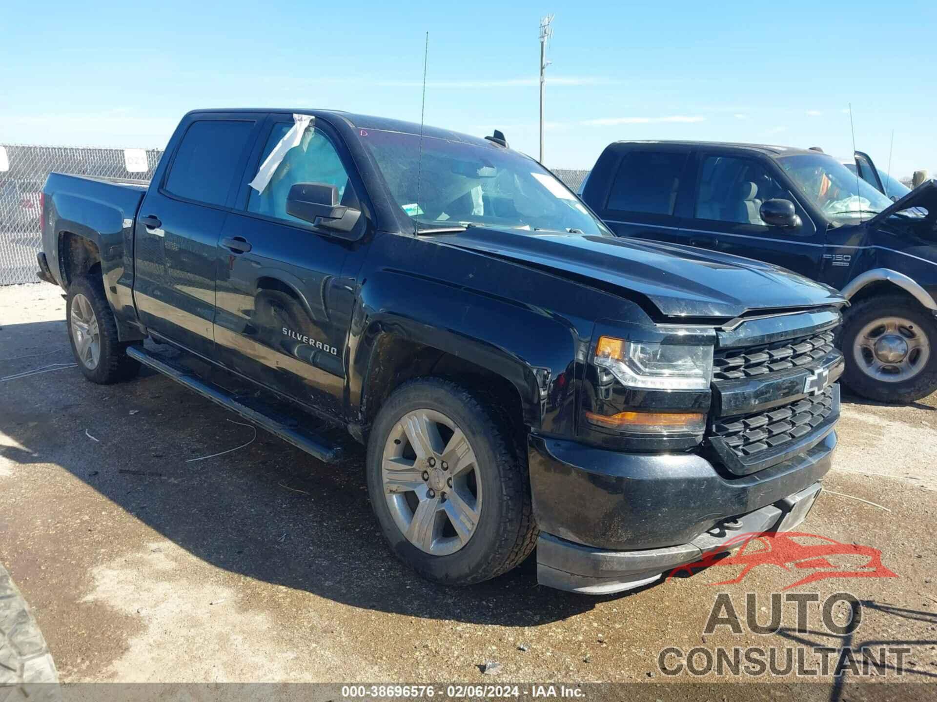 CHEVROLET SILVERADO 1500 2018 - 3GCPCPEC8JG281379