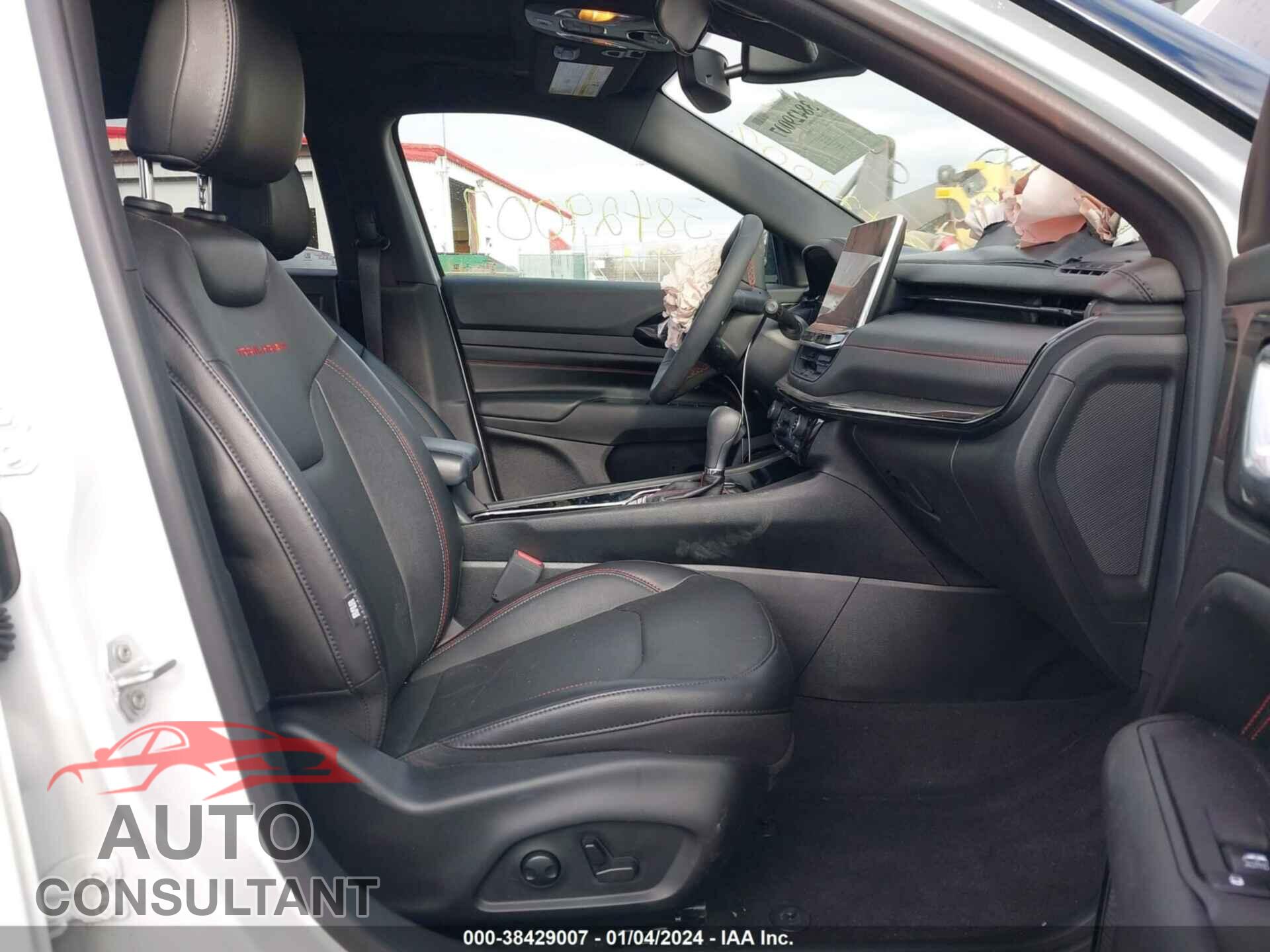 JEEP COMPASS 2023 - 3C4NJDDN3PT508105