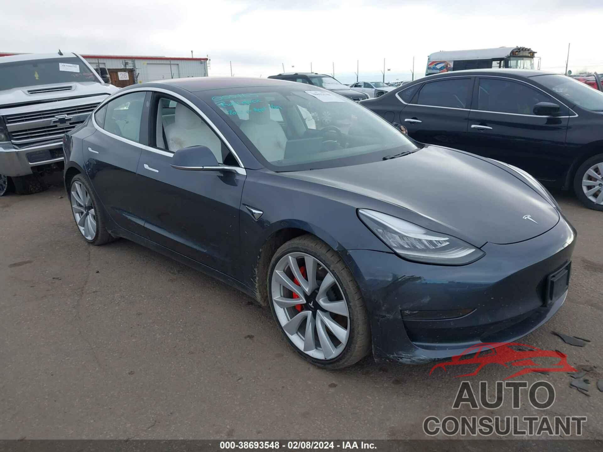 TESLA MODEL 3 2018 - 5YJ3E1EB2JF055163