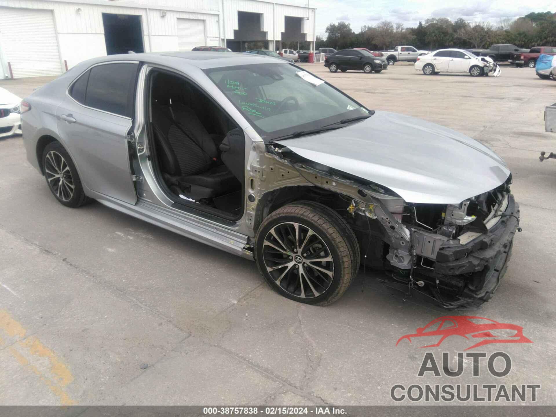 TOYOTA CAMRY 2019 - 4T1B11HK4KU271314