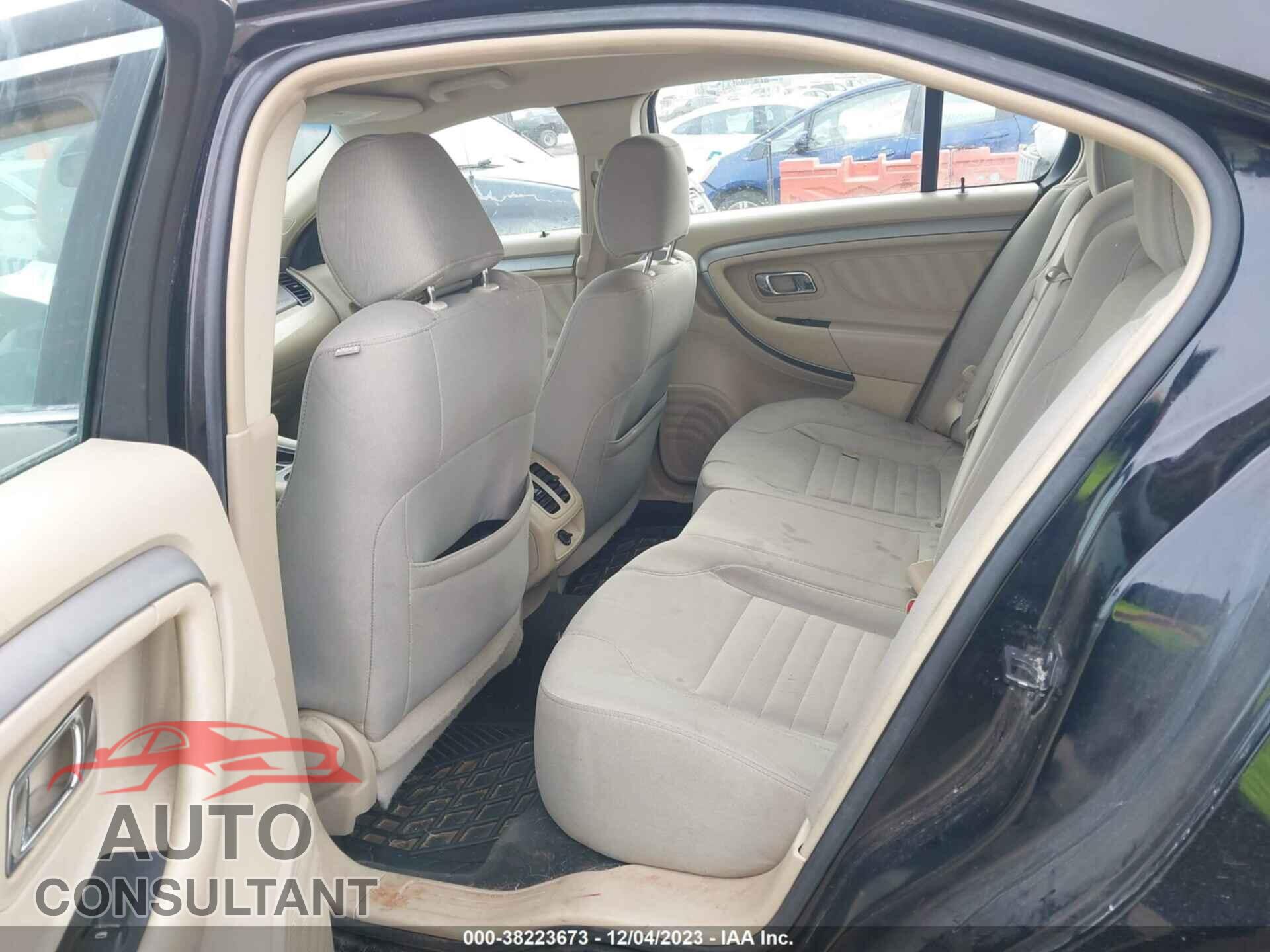 FORD TAURUS 2016 - 1FAHP2D82GG101056