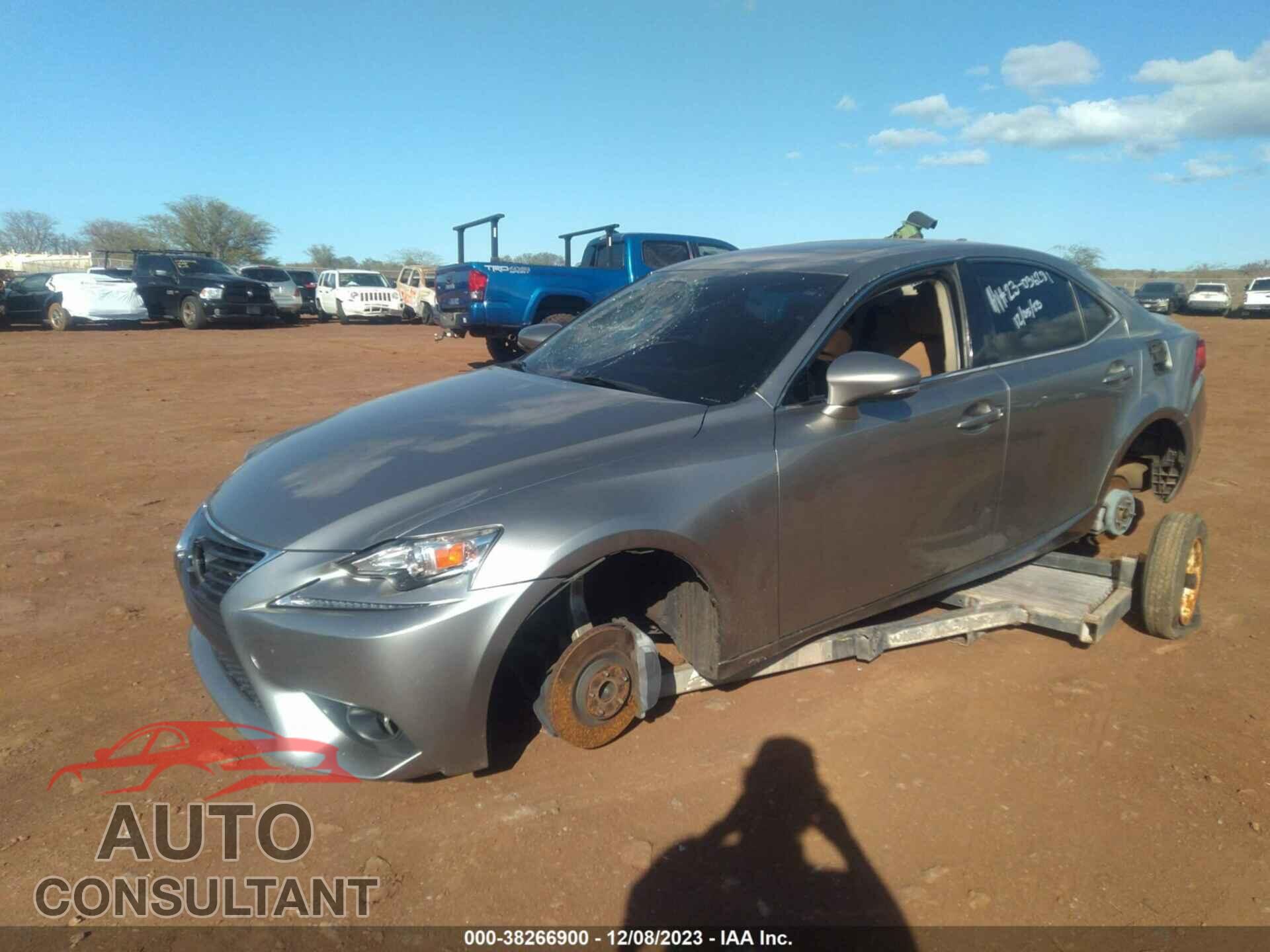 LEXUS IS 200T 2016 - JTHBA1D28G5013095