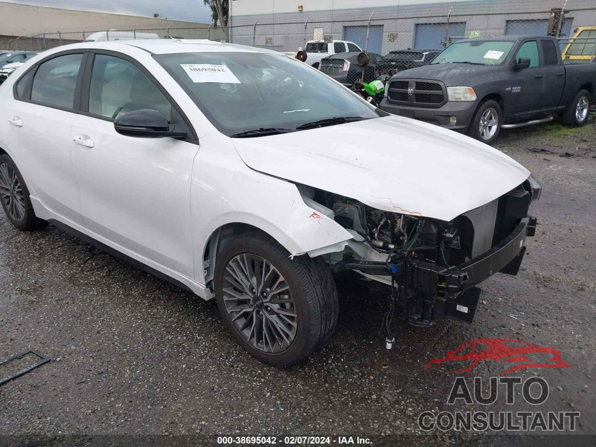 KIA FORTE 2023 - 3KPF54AD6PE614962