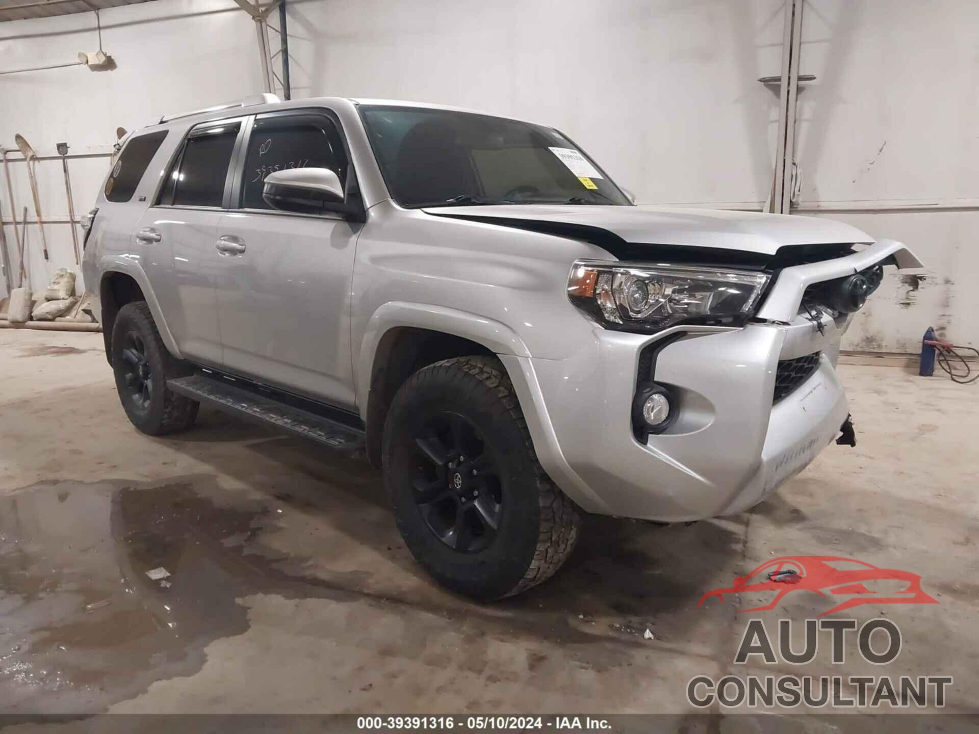 TOYOTA 4RUNNER 2018 - JTEBU5JR4J5605551