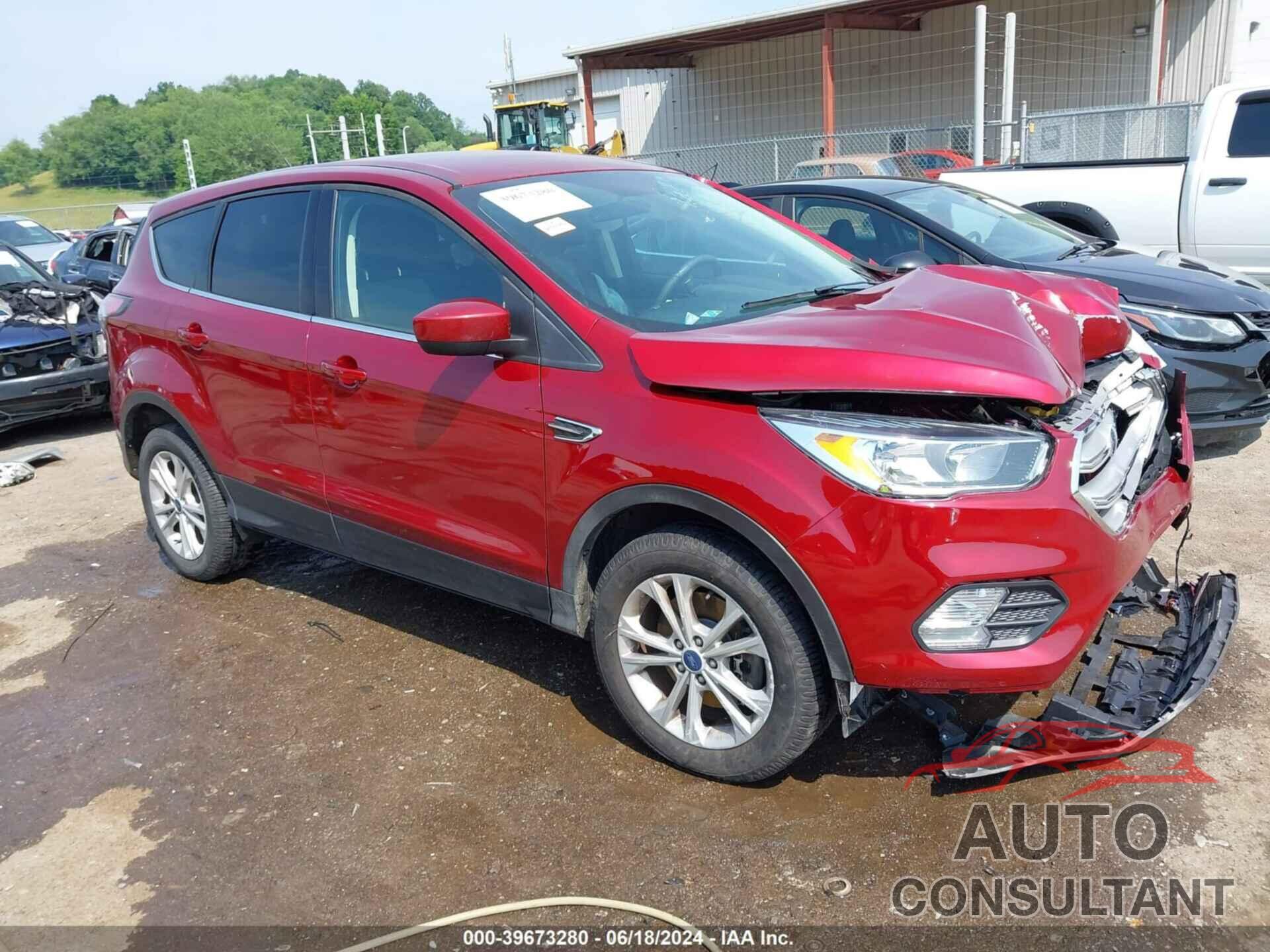 FORD ESCAPE 2017 - 1FMCU9GD1HUB23076