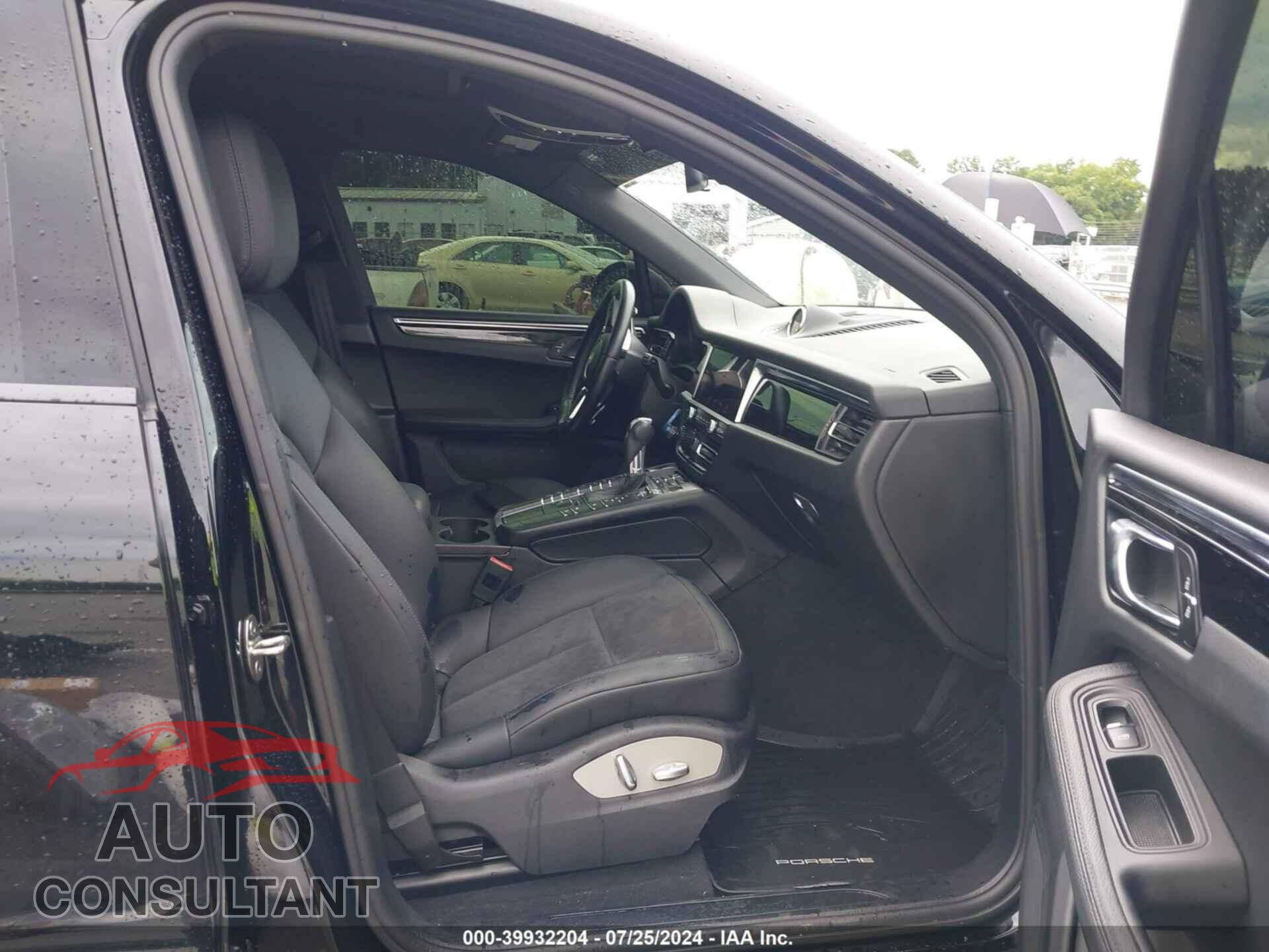 PORSCHE MACAN 2021 - WP1AA2A59MLB04755