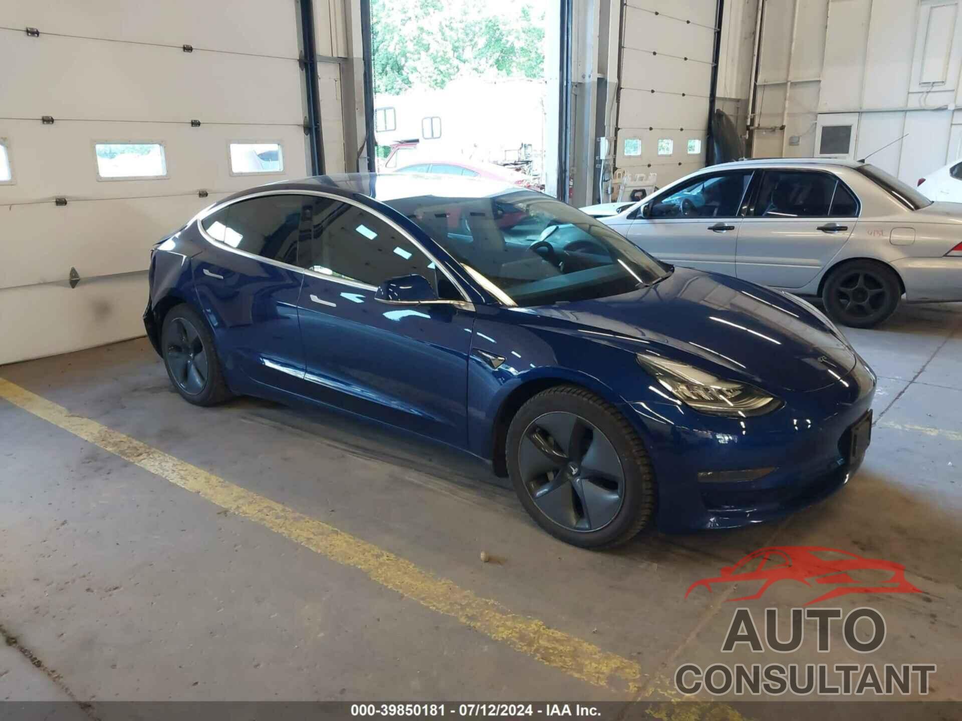 TESLA MODEL 3 2019 - 5YJ3E1EB7KF199275