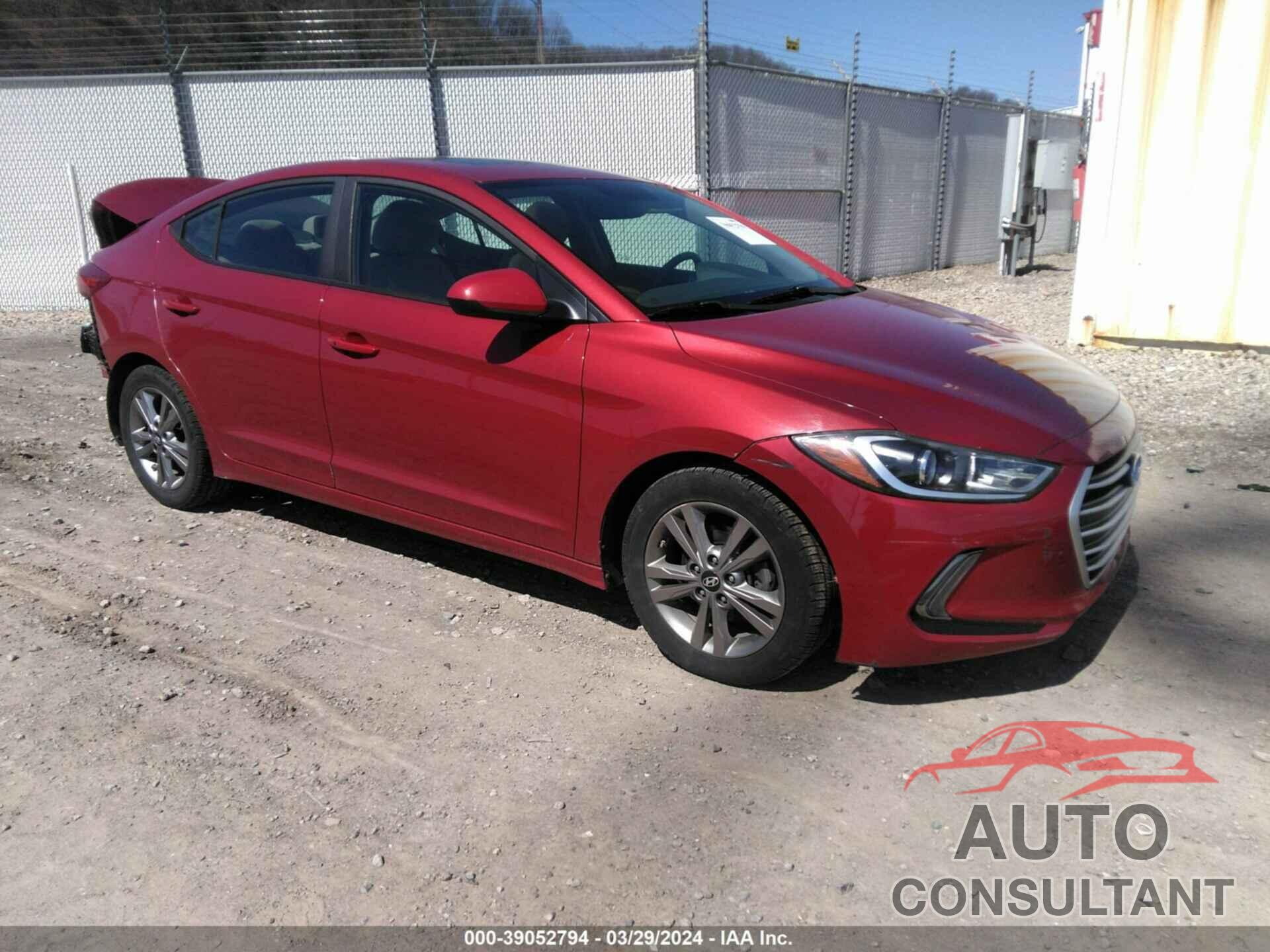 HYUNDAI ELANTRA 2017 - KMHD84LF2HU244363