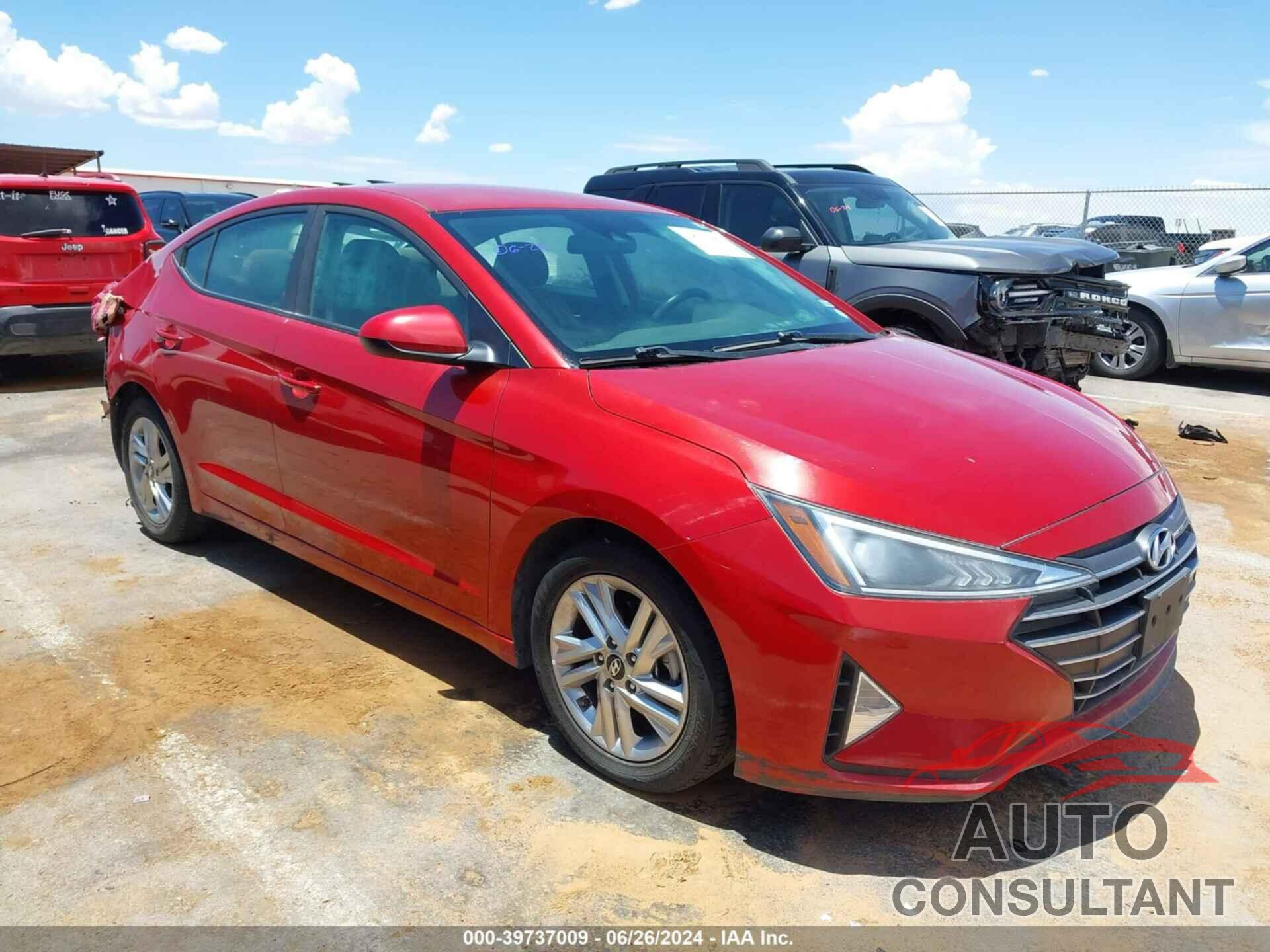 HYUNDAI ELANTRA 2019 - 5NPD84LF2KH443502