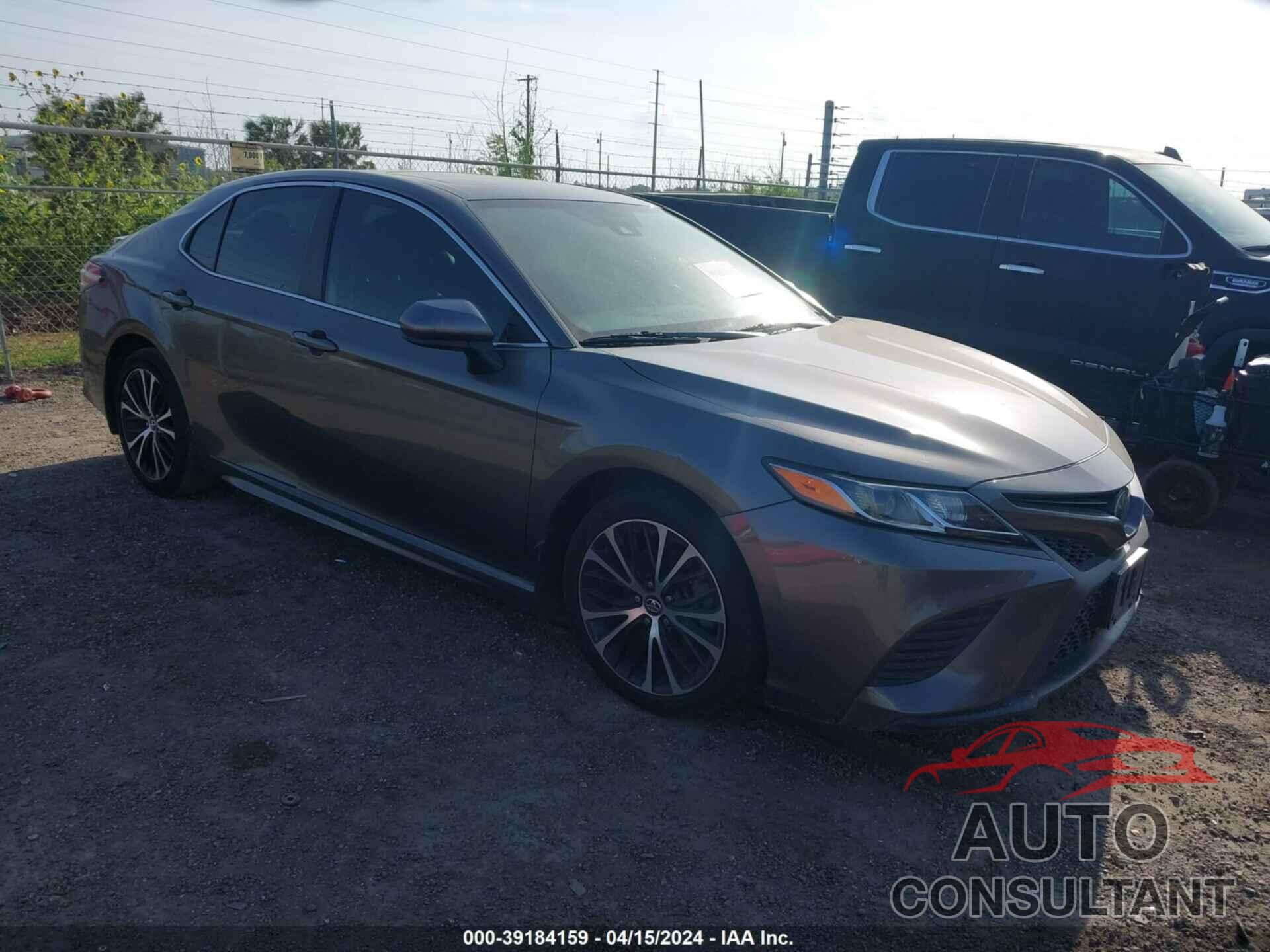 TOYOTA CAMRY 2020 - 4T1G11AK4LU881182
