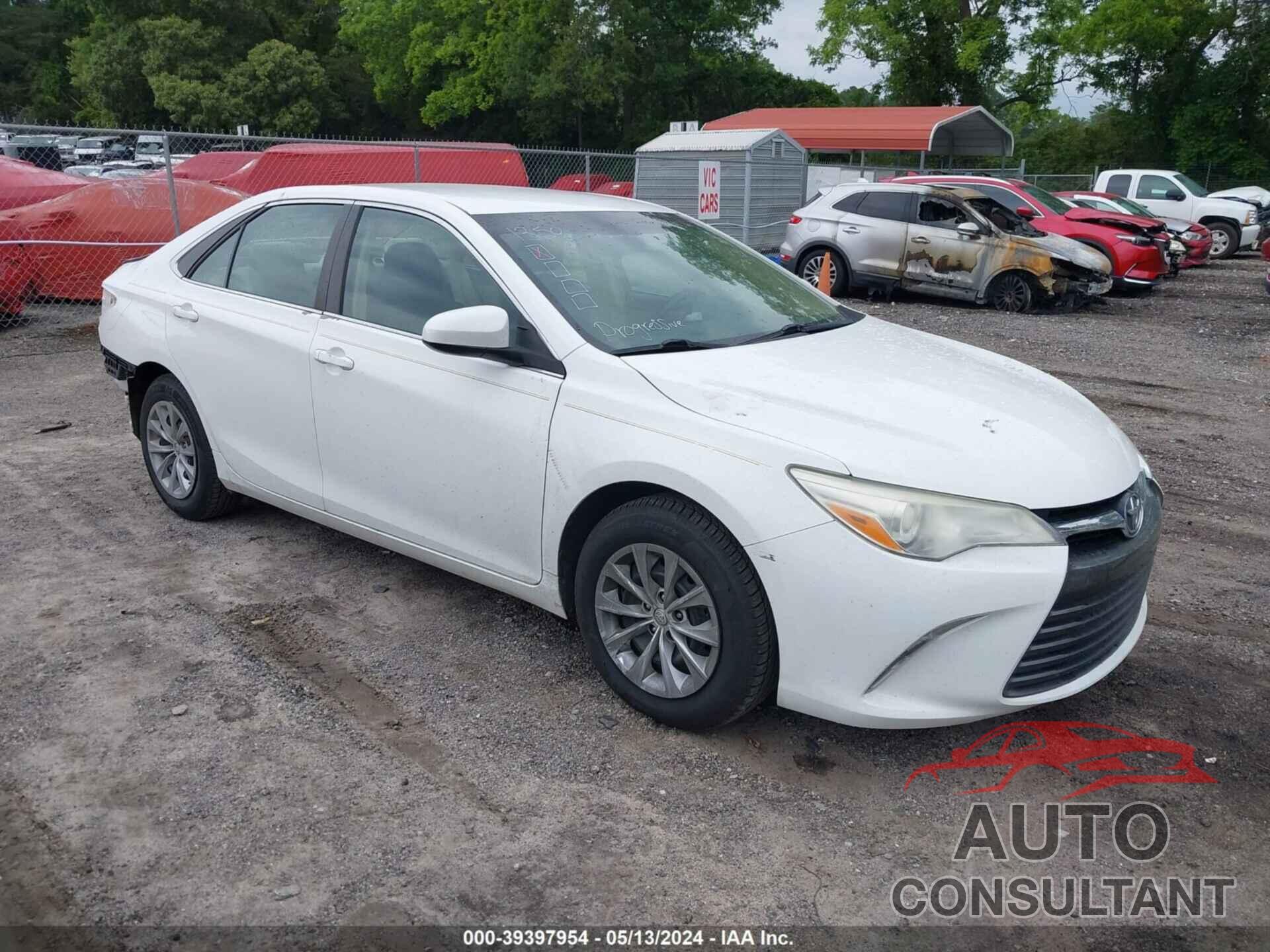 TOYOTA CAMRY 2016 - 4T4BF1FK7GR537586