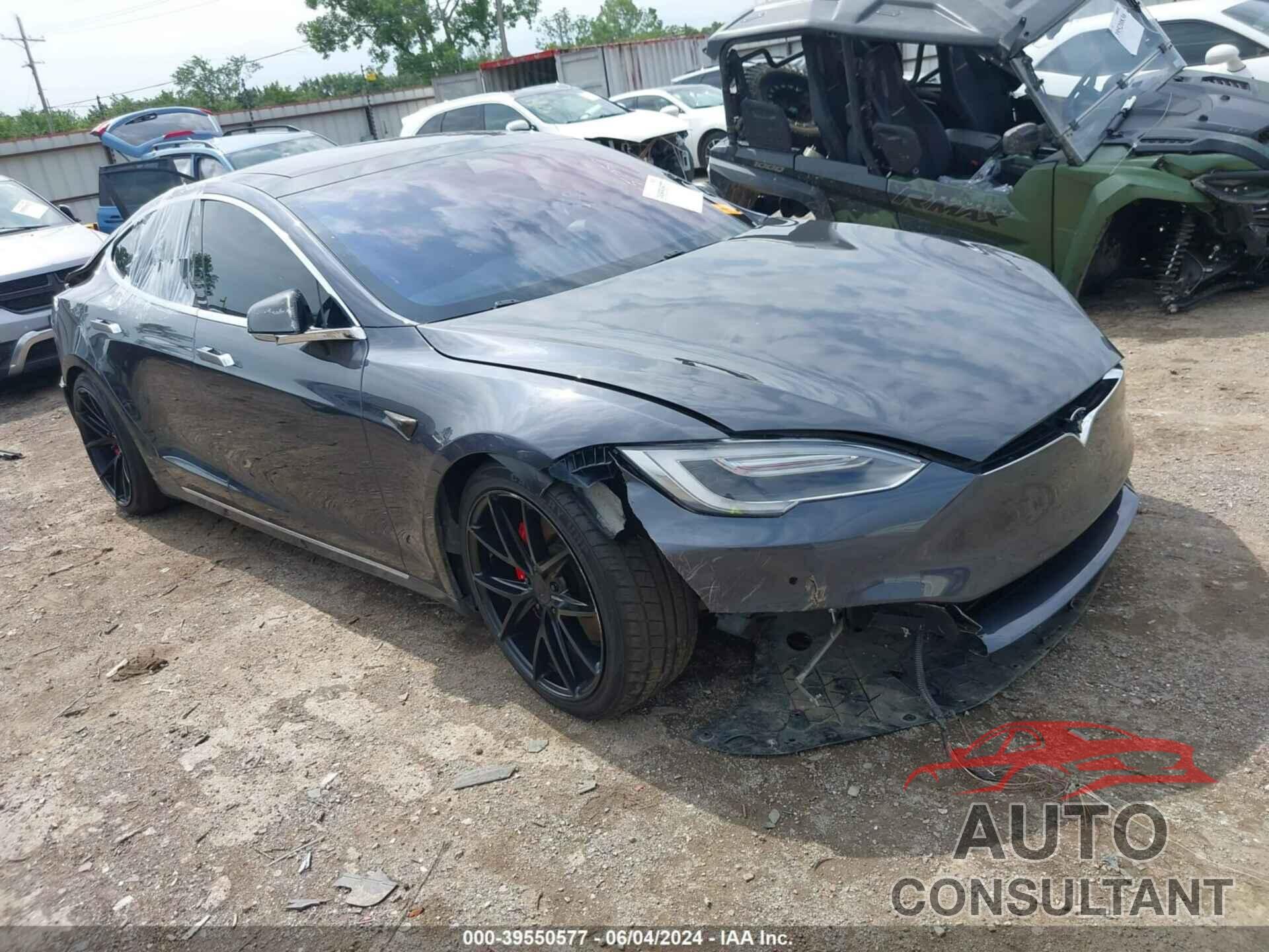 TESLA MODEL S 2018 - 5YJSA1E42JF270308