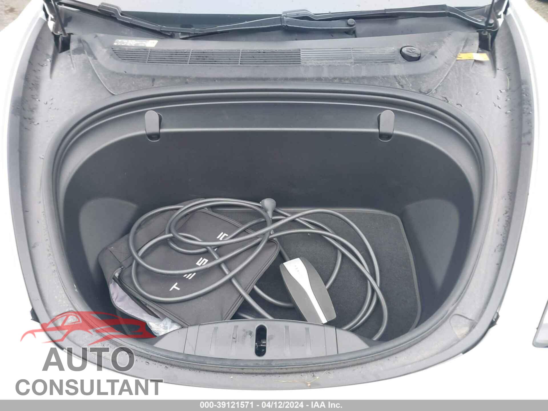 TESLA MODEL 3 2018 - 5YJ3E1EB4JF096832