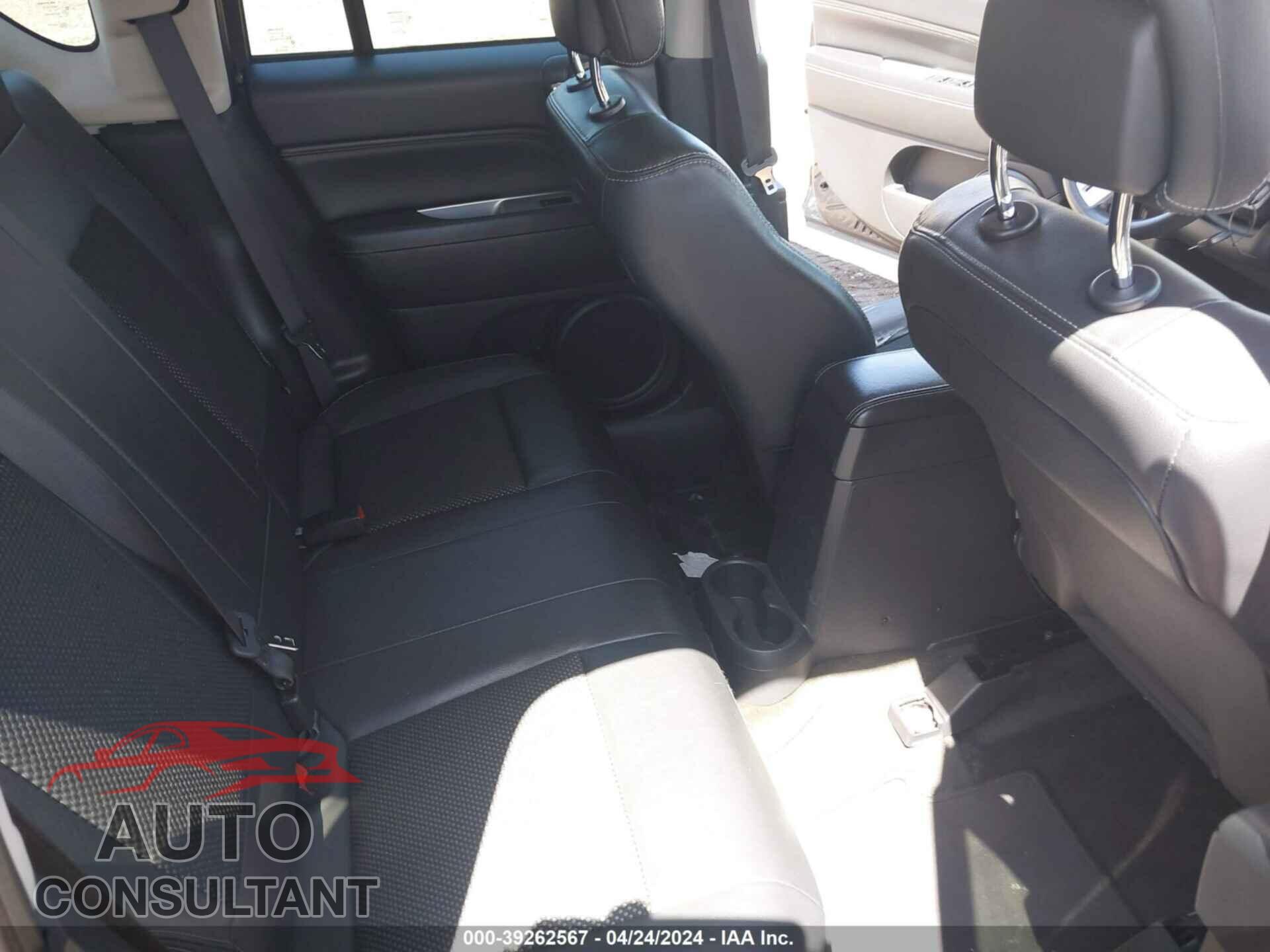 JEEP COMPASS 2017 - 1C4NJDEB8HD178456